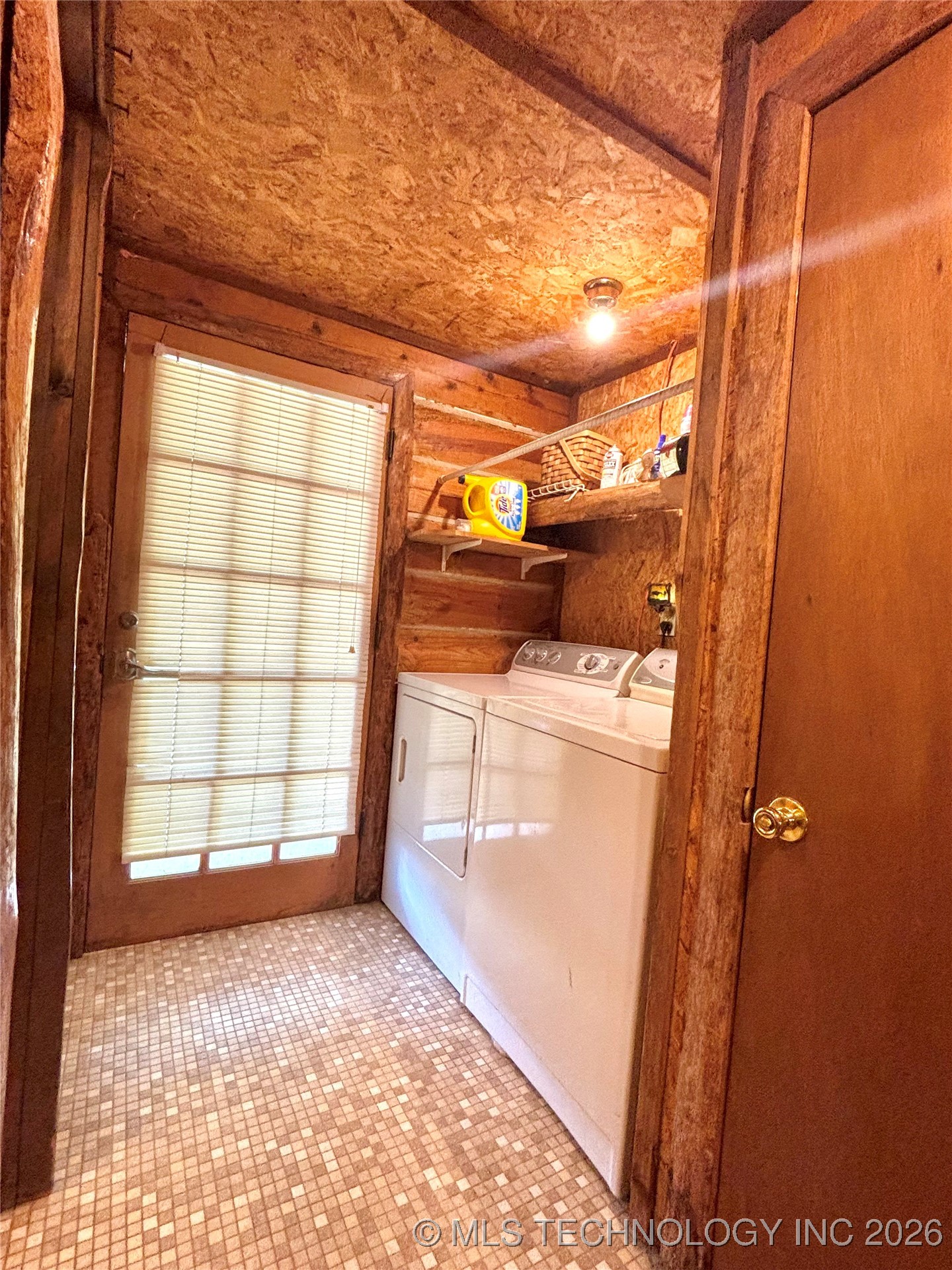 21170 S 270 Road Property Photo 12