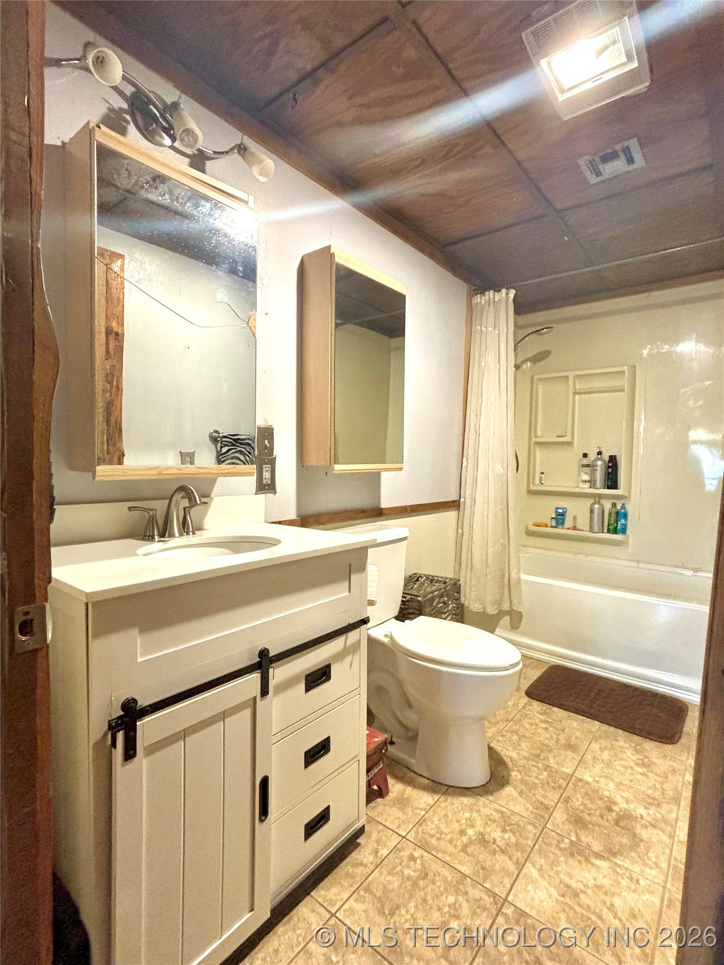 21170 S 270 Road Property Photo 18