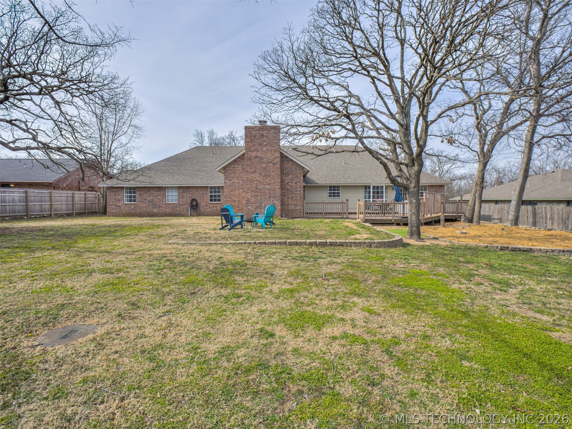 2512 Centre Road Property Photo 34