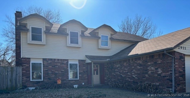 2911 E Augusta Avenue Property Photo 1