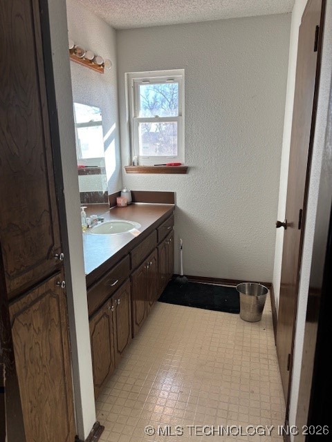 2911 E Augusta Avenue Property Photo 32