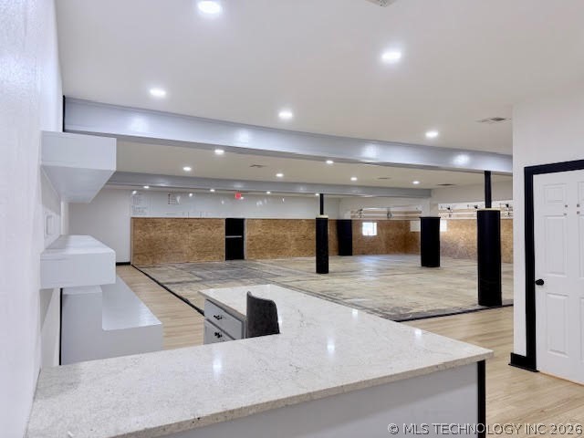 402 N 1st Property Photo 6