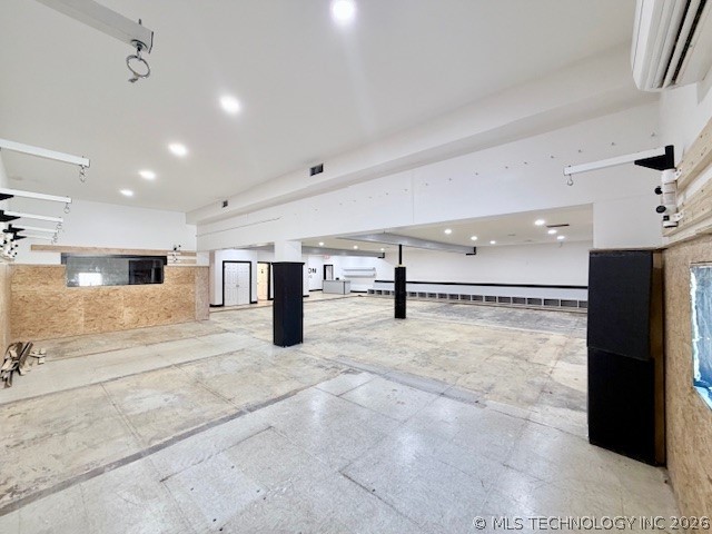 402 N 1st Property Photo 13