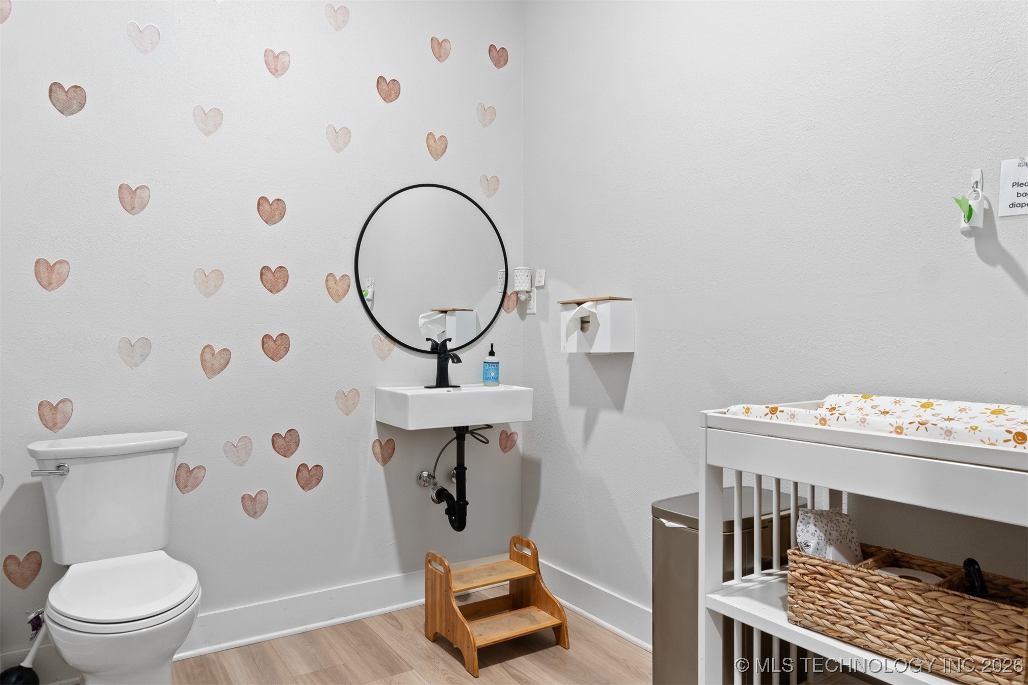 402 N 1st Property Photo 34