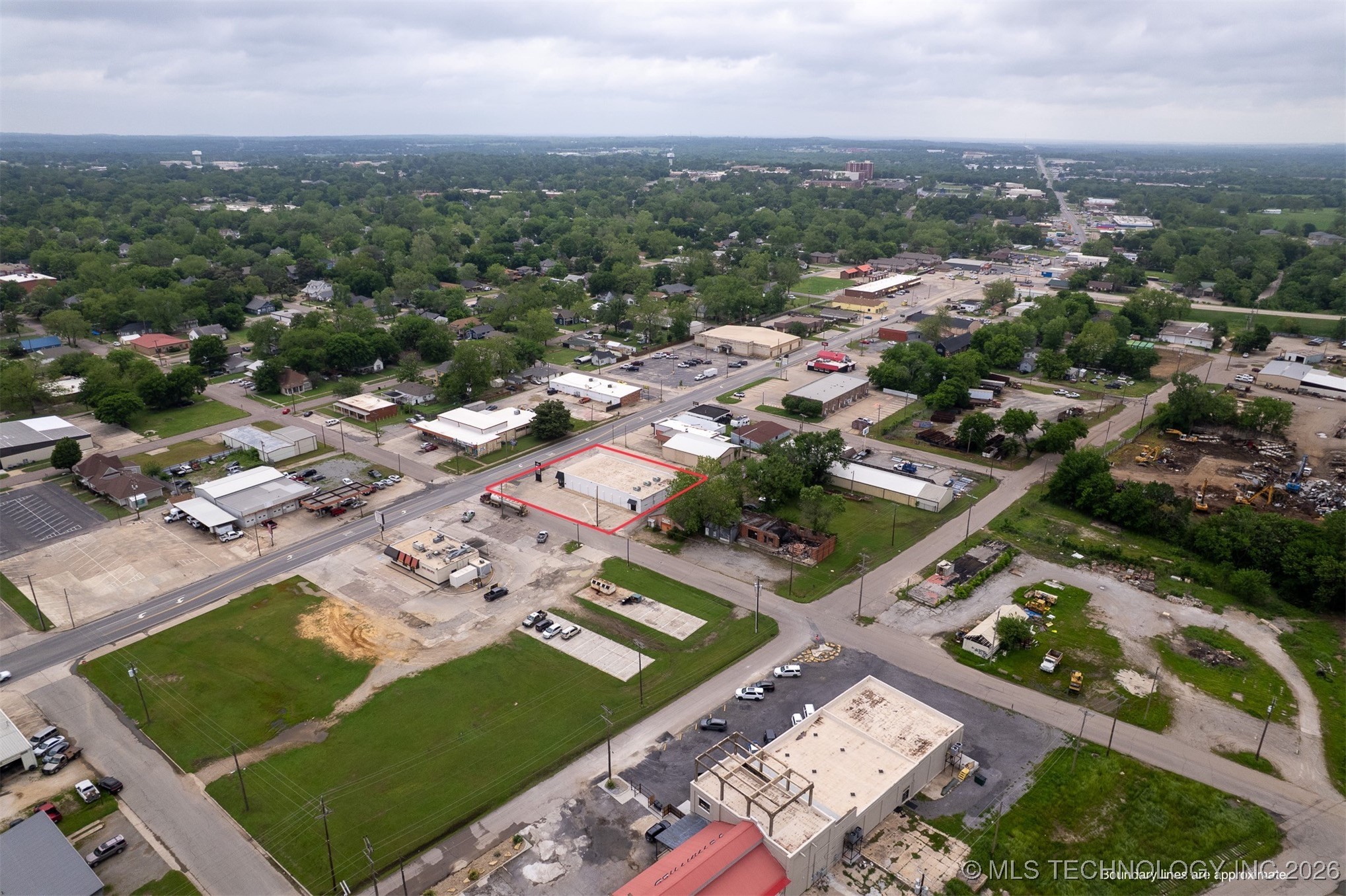 402 N 1st Property Photo 38