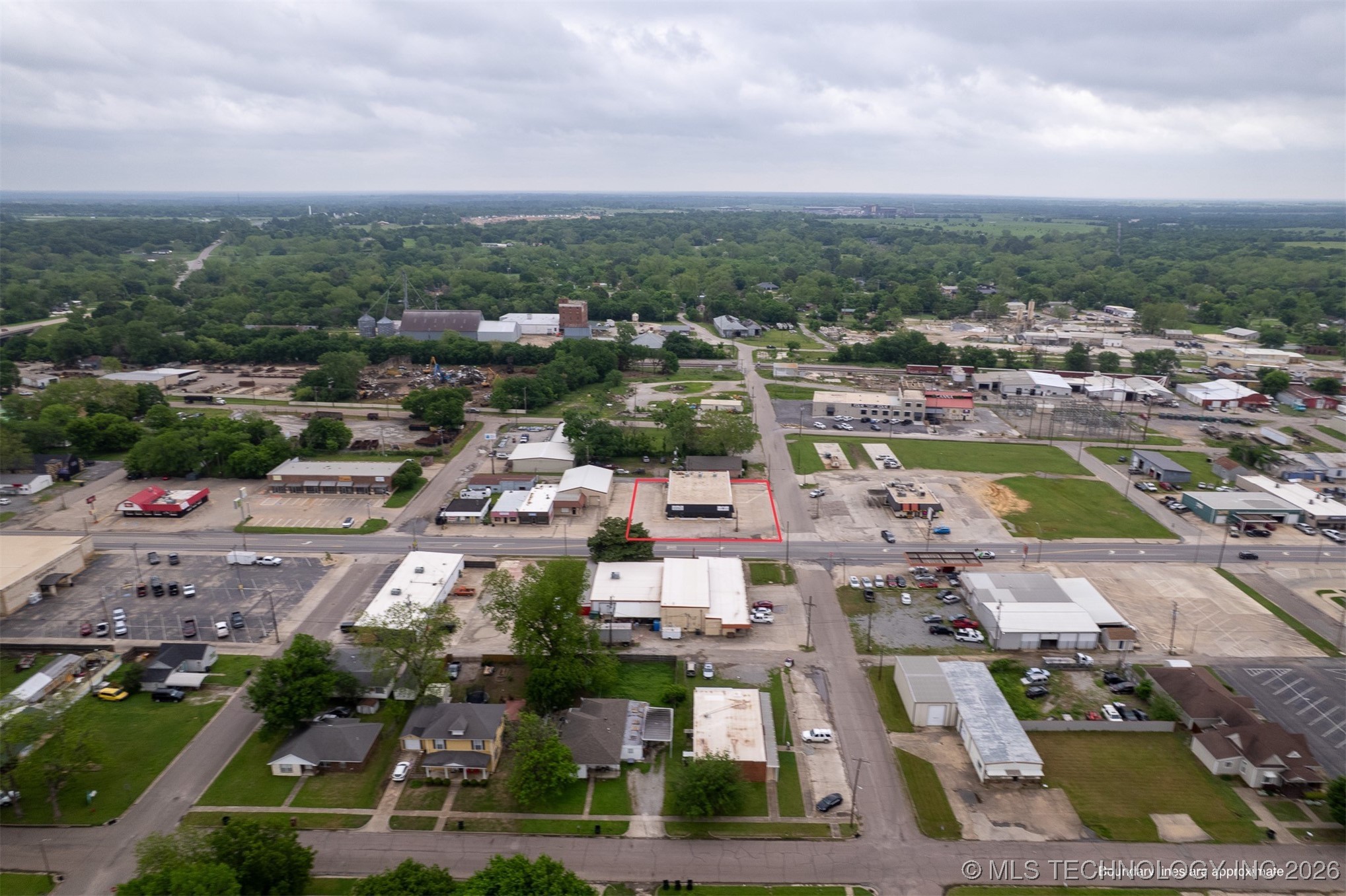 402 N 1st Property Photo 40