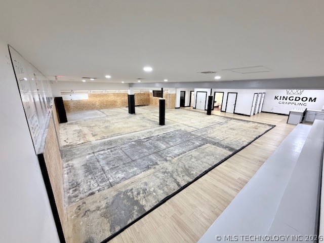 402 N 1st Property Photo 6