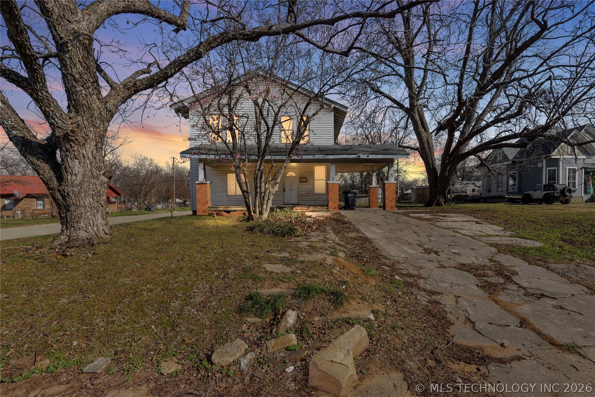 602 C Street Se Property Photo 2