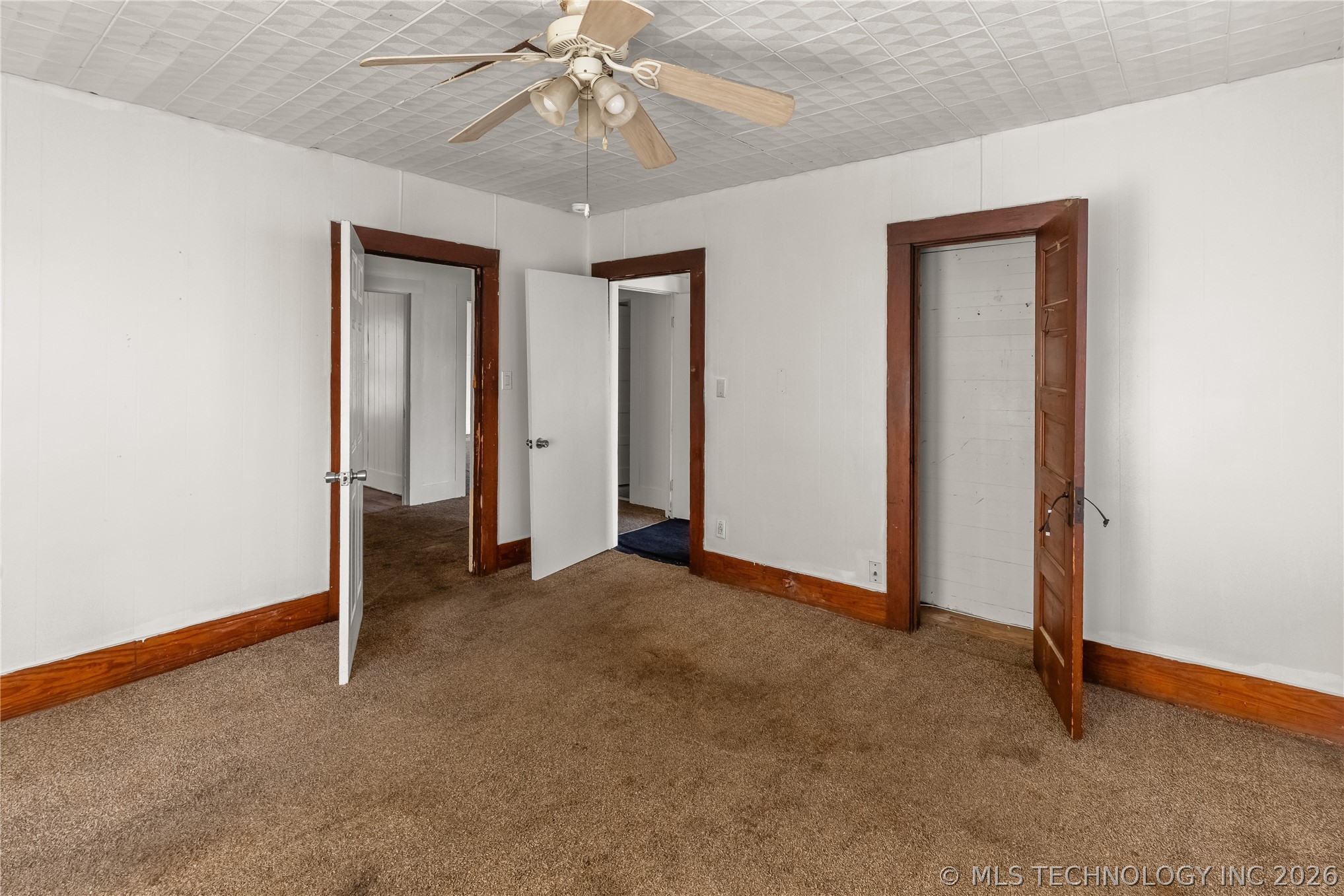 602 C Street Se Property Photo 9