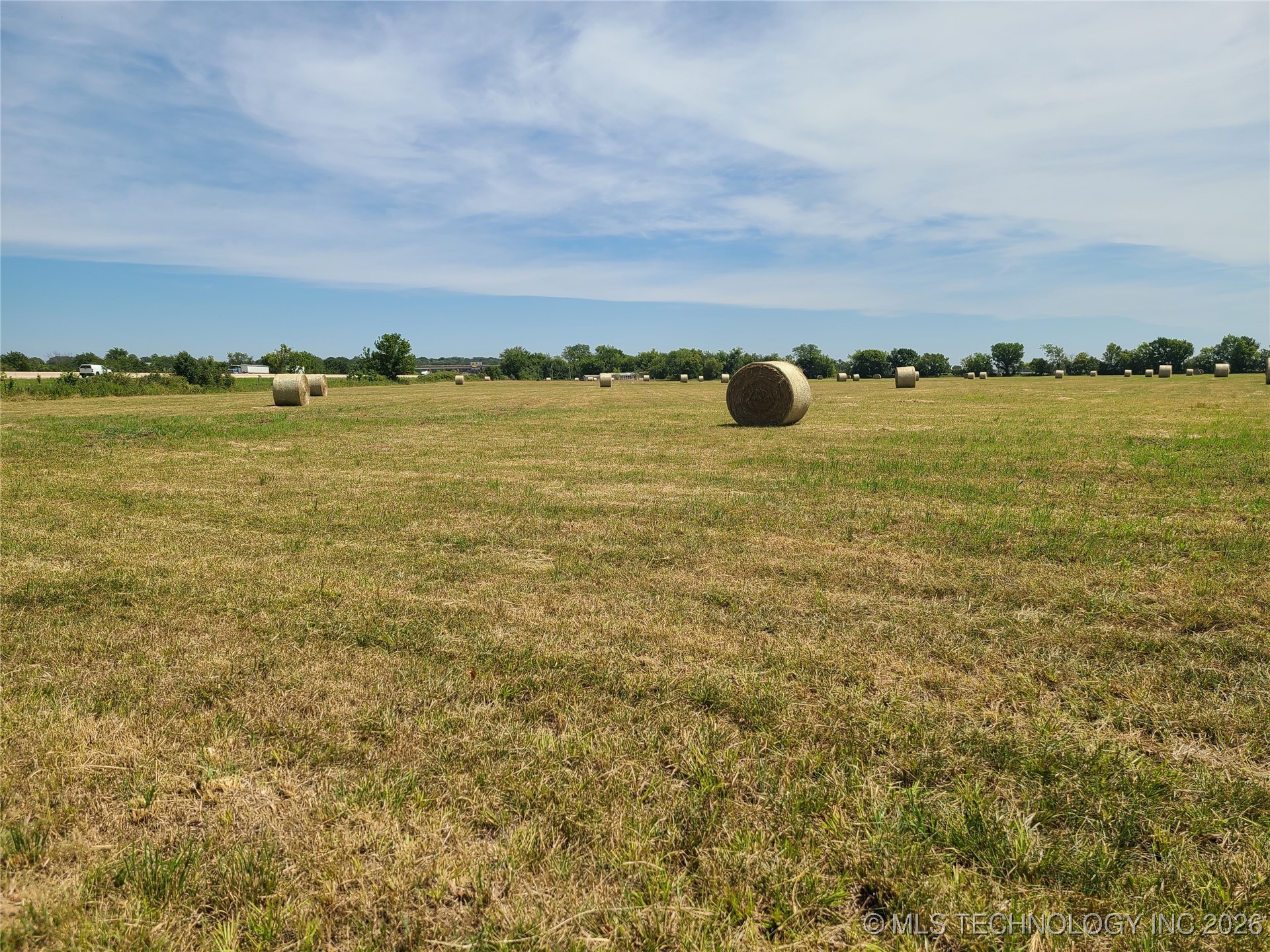3165 W 370 Road Property Photo 2