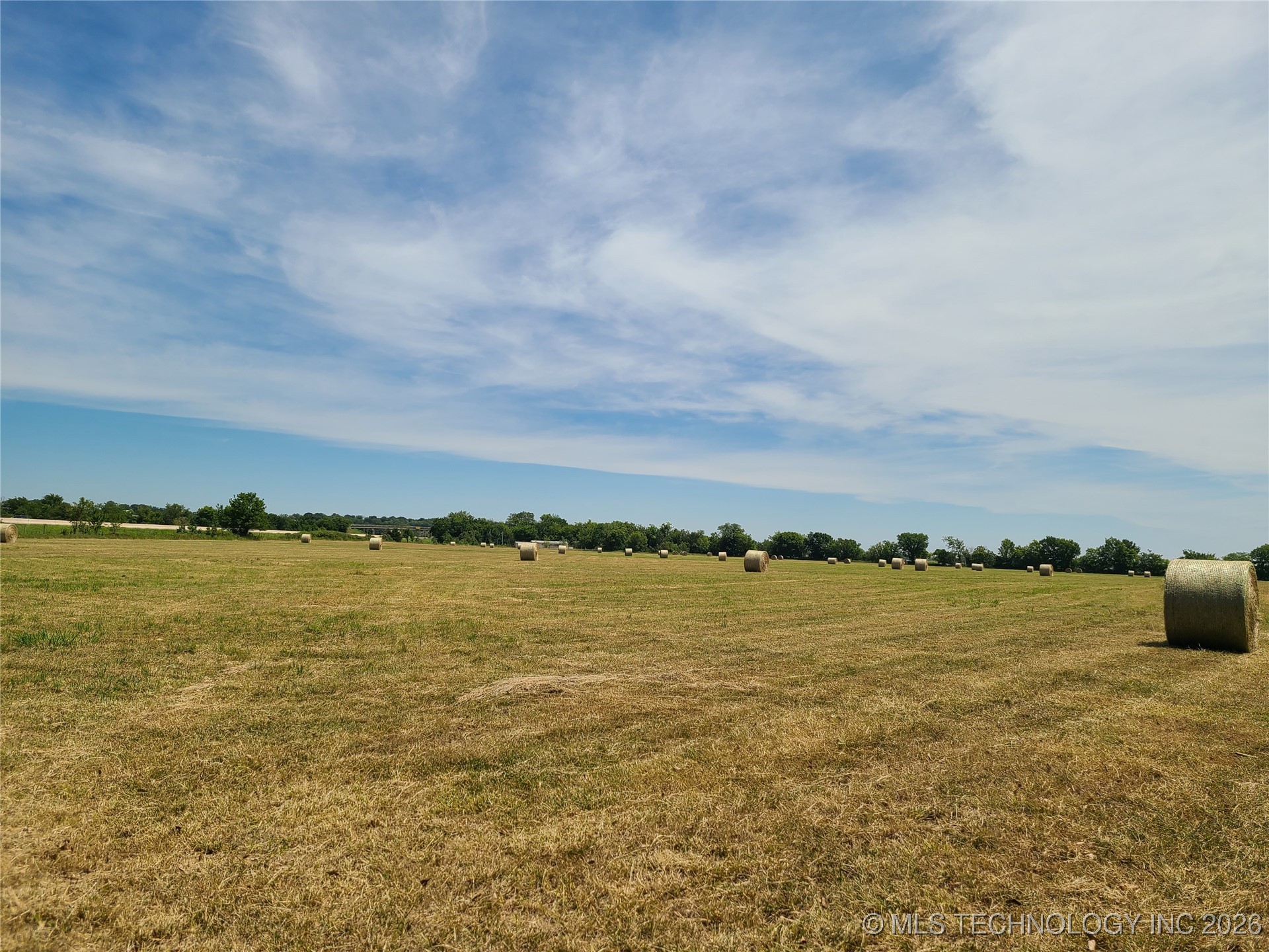 3165 W 370 Road Property Photo 5