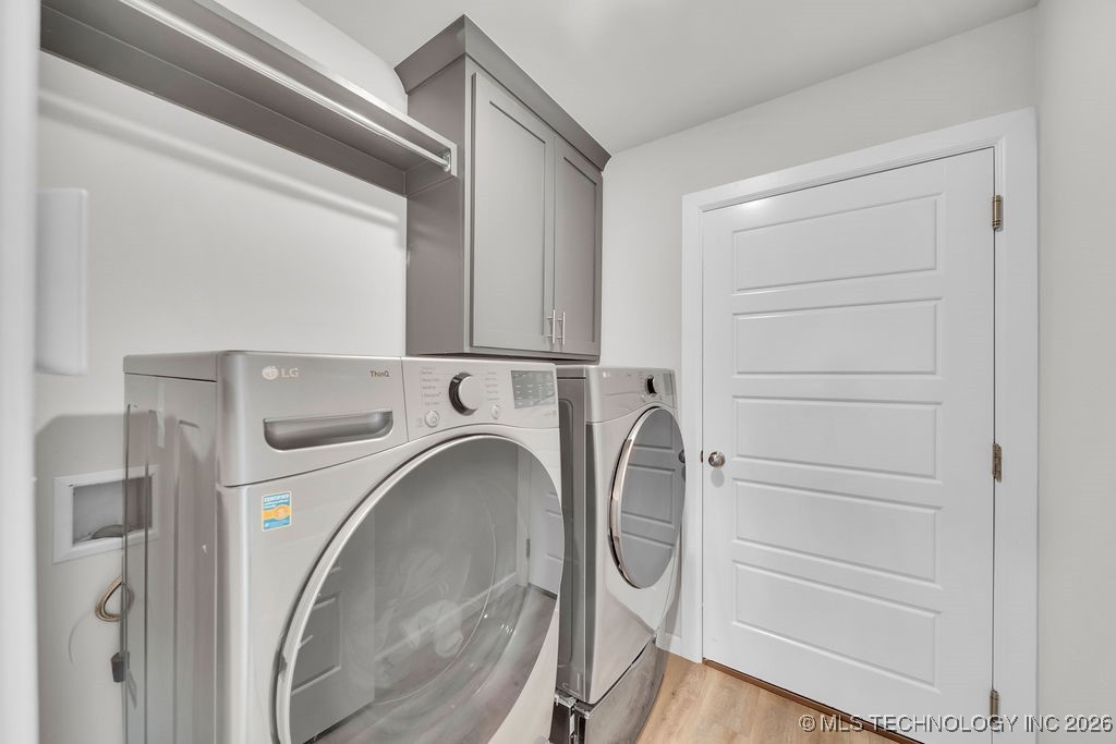 14736 S Maplewood Place Property Photo 26