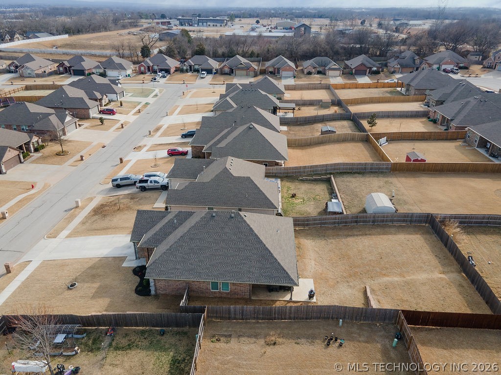 14736 S Maplewood Place Property Photo 36