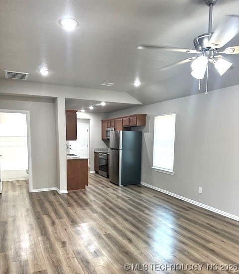 203 Kelly Street Property Photo 7