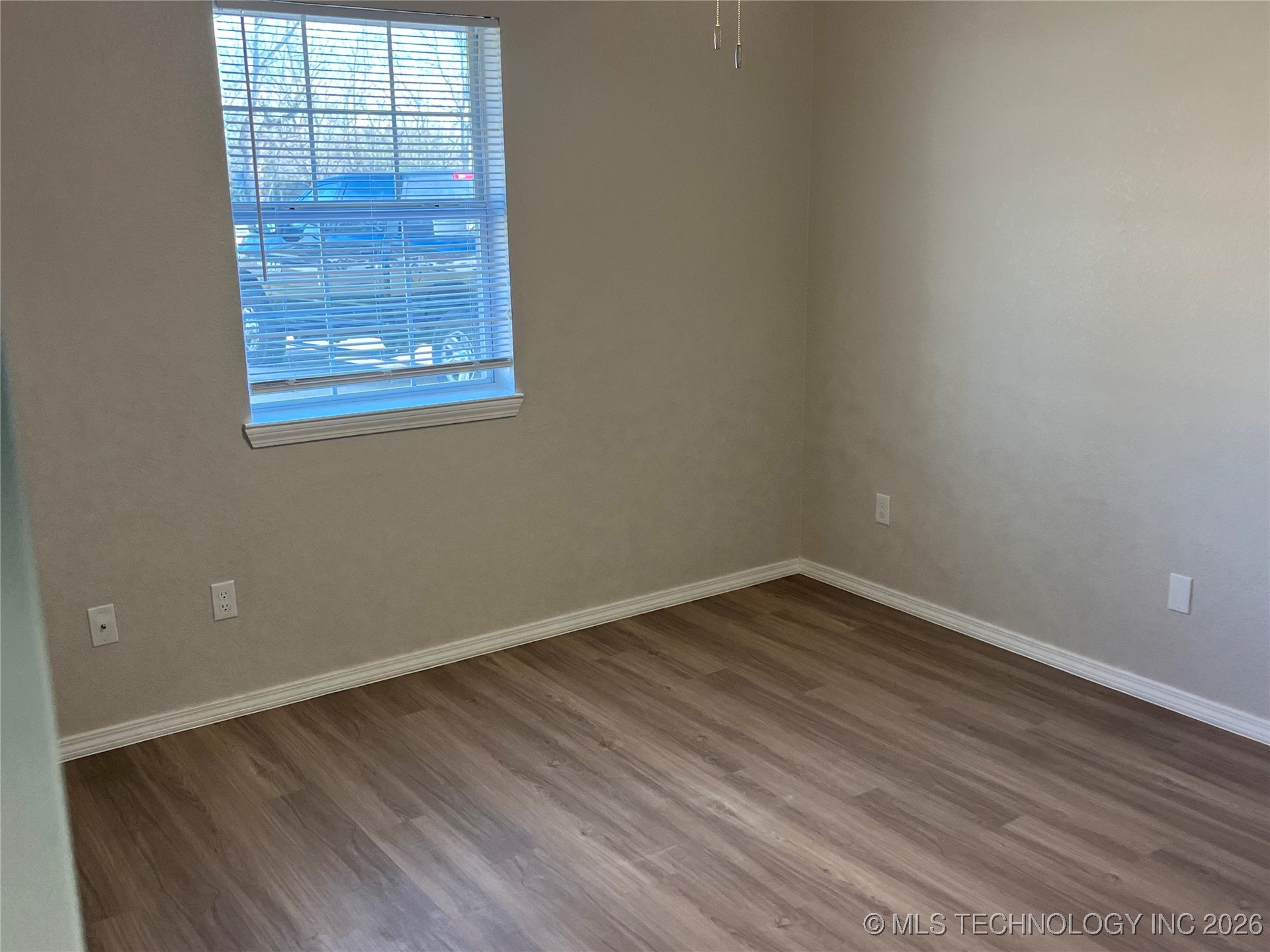 707 S 14 Street Property Photo 5