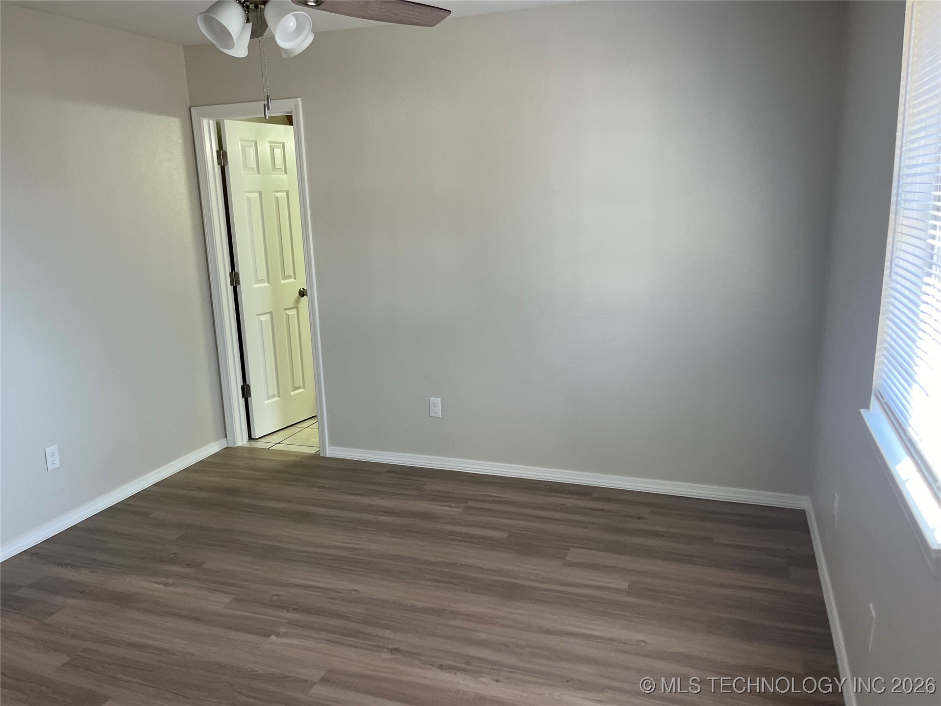 707 S 14 Street Property Photo 7