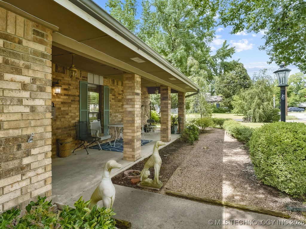 301 S Byrd Property Photo 2