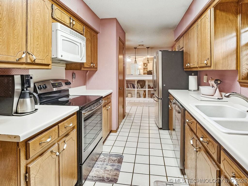 301 S Byrd Property Photo 10