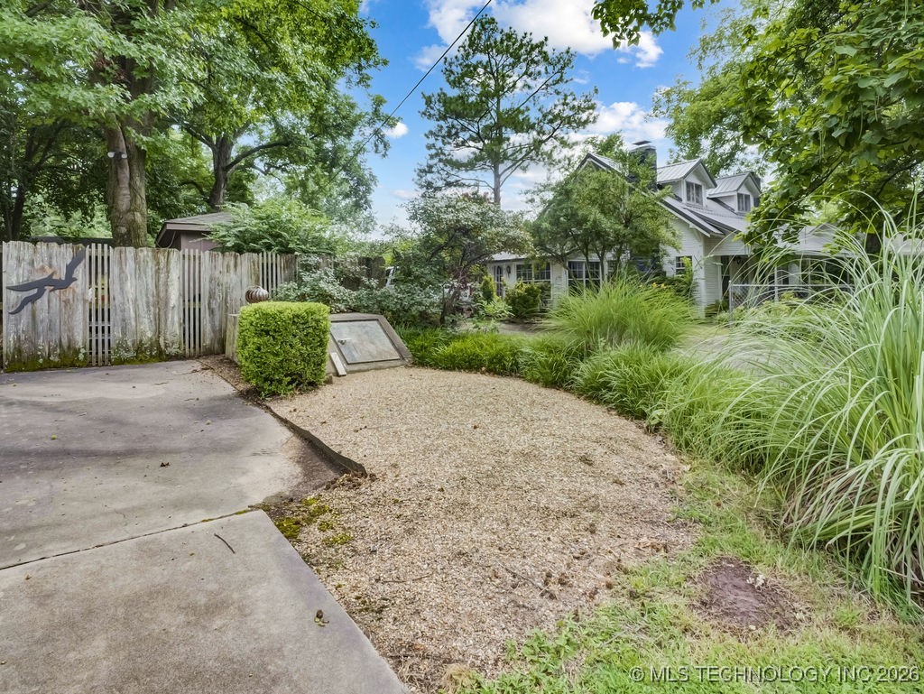 301 S Byrd Property Photo 35