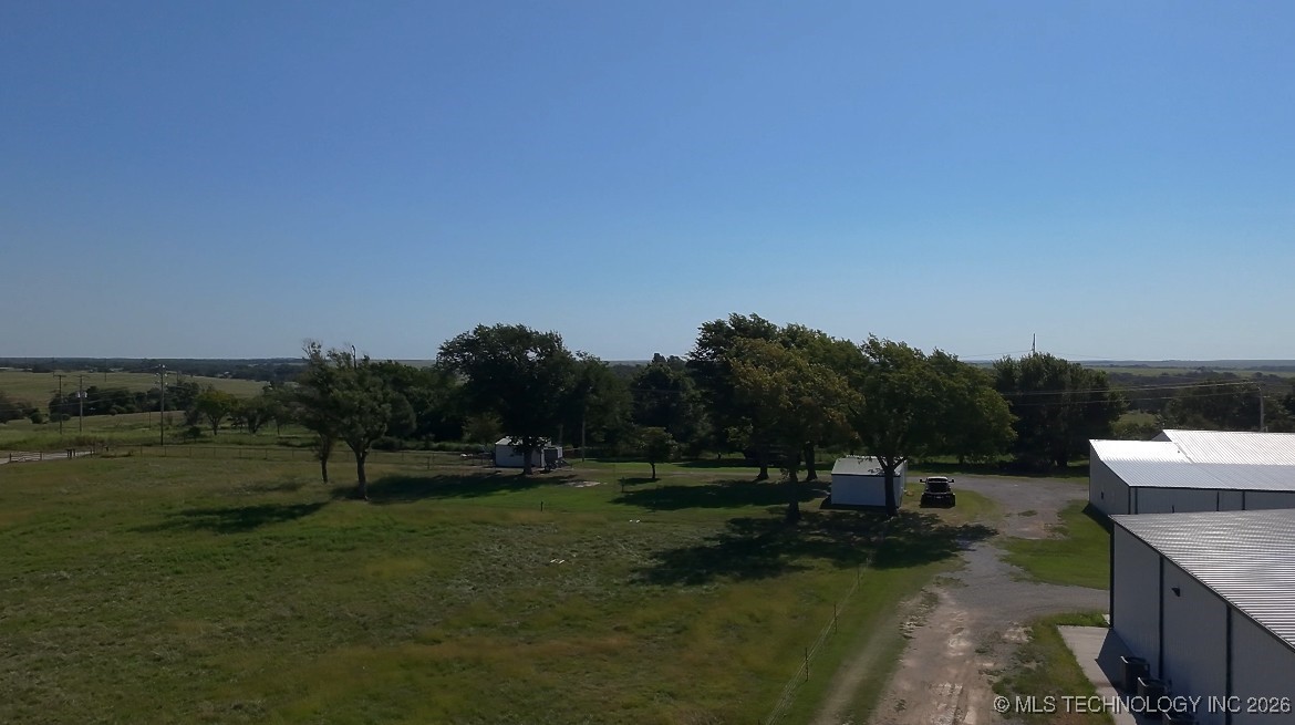 401091 W 1200 Road Property Photo 3