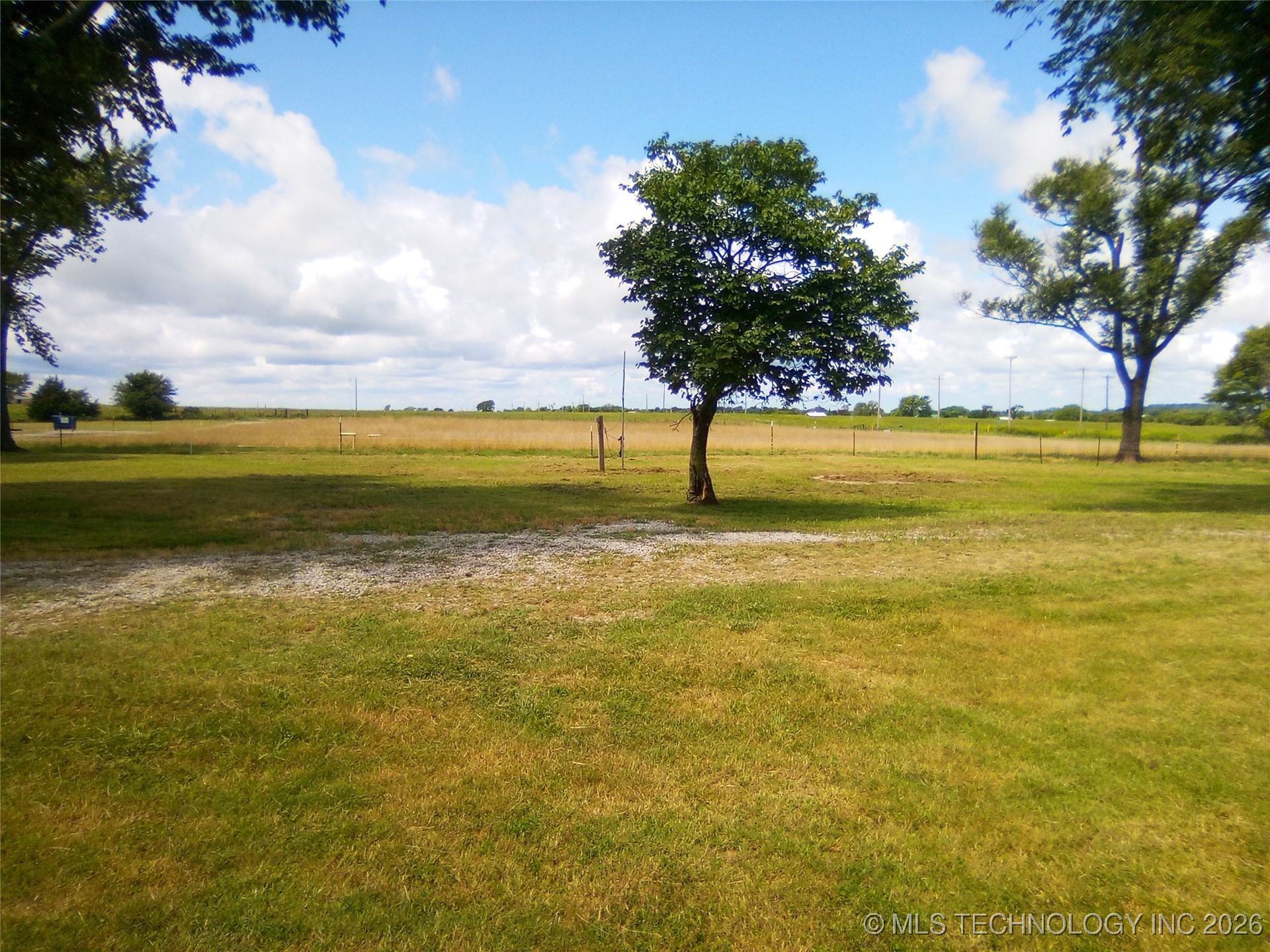 401091 W 1200 Road Property Photo 8