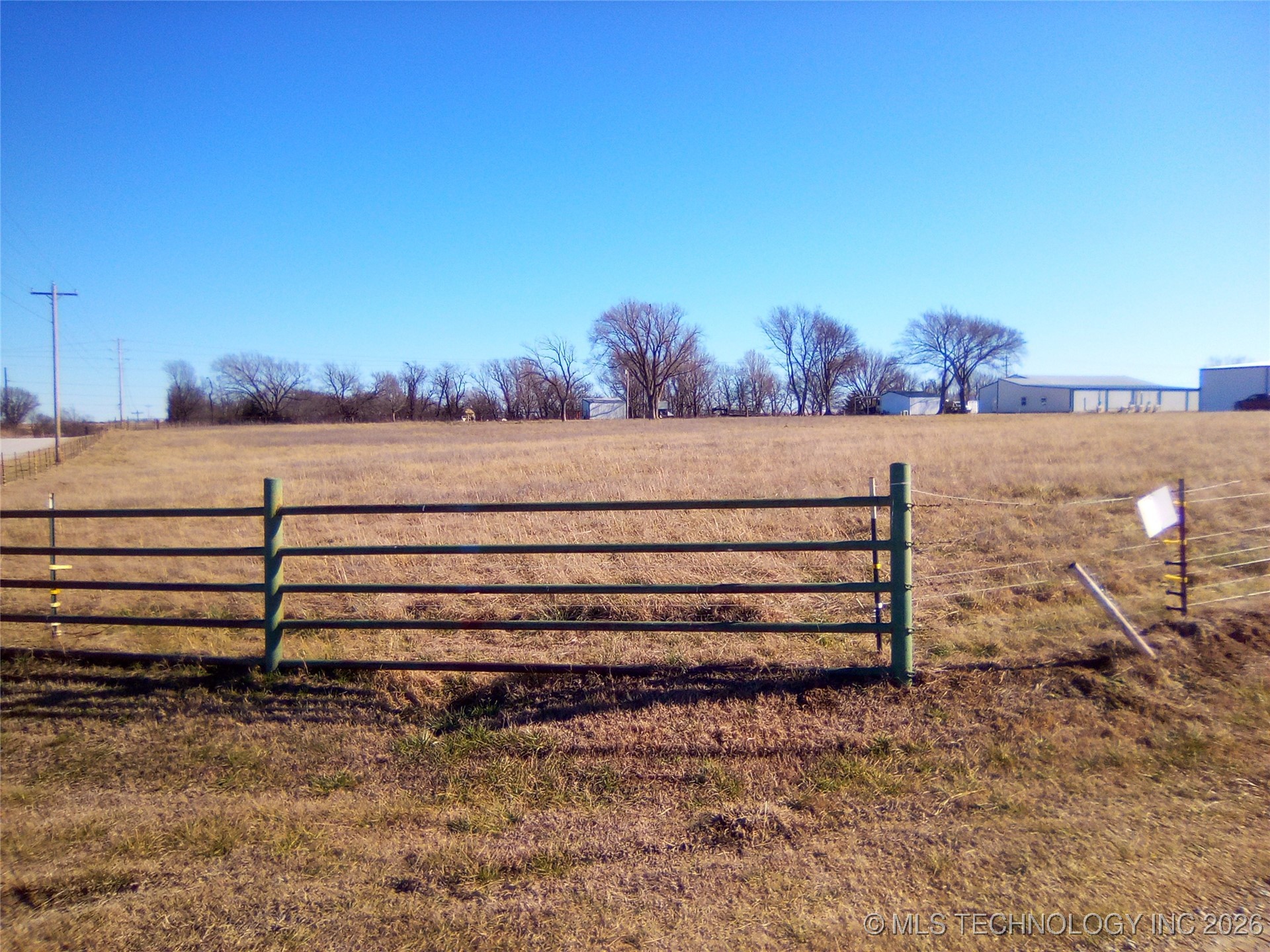 401091 W 1200 Road Property Photo 12