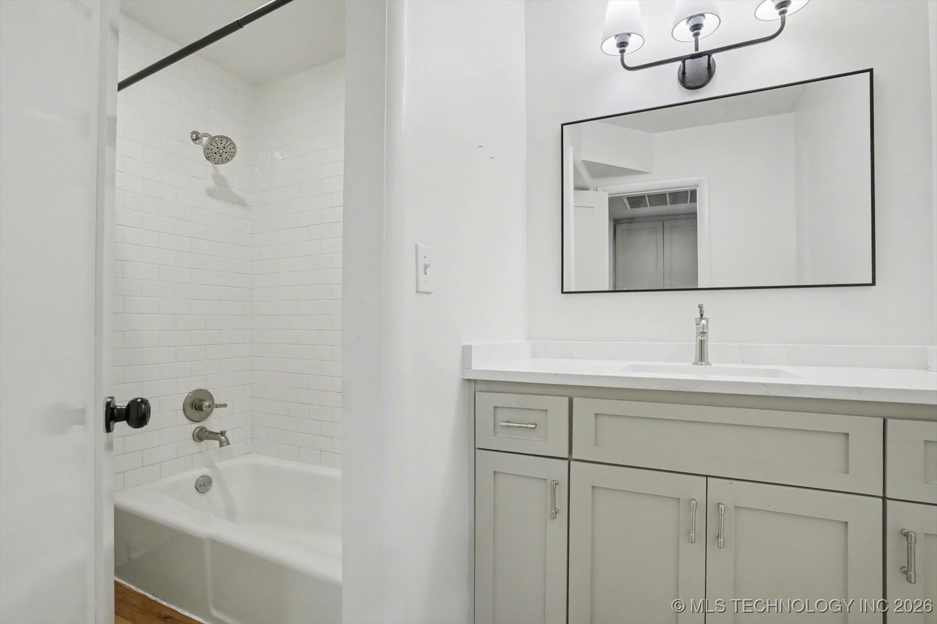 1107 E 45th Place S Eu14 Property Photo 21