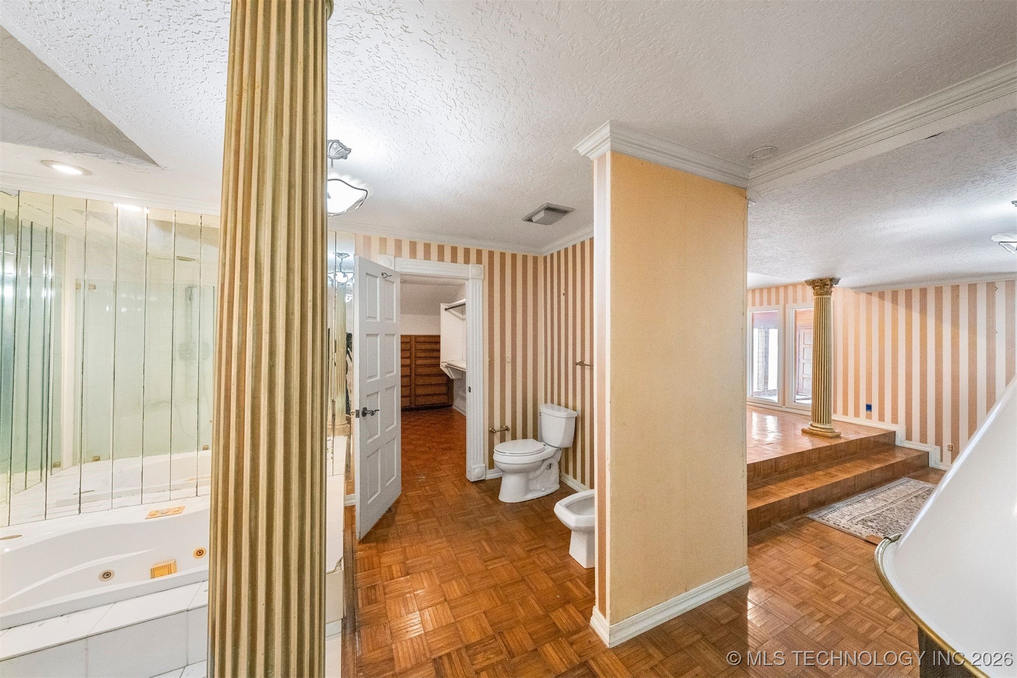 7455 S Sleepy Hollow Drive Property Photo 10