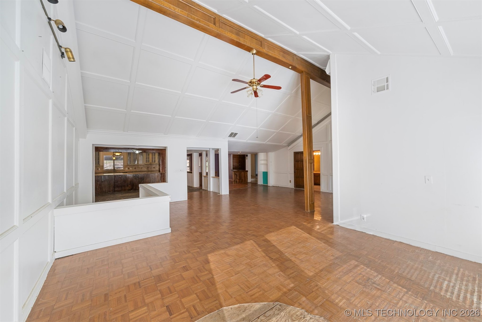 7455 S Sleepy Hollow Drive Property Photo 12