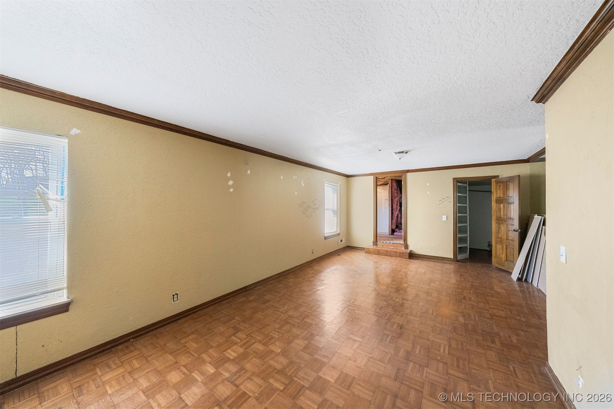 7455 S Sleepy Hollow Drive Property Photo 14