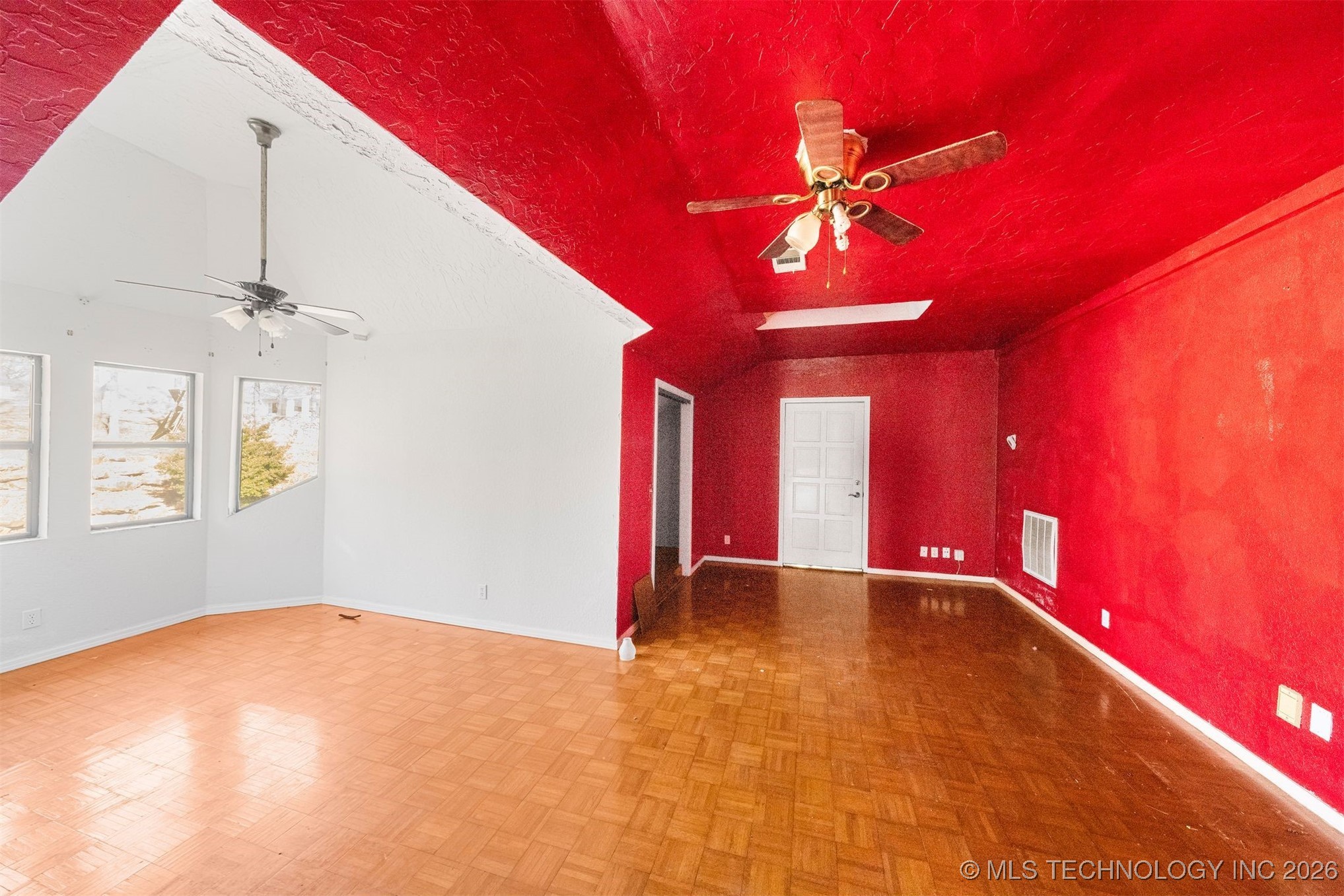 7455 S Sleepy Hollow Drive Property Photo 33