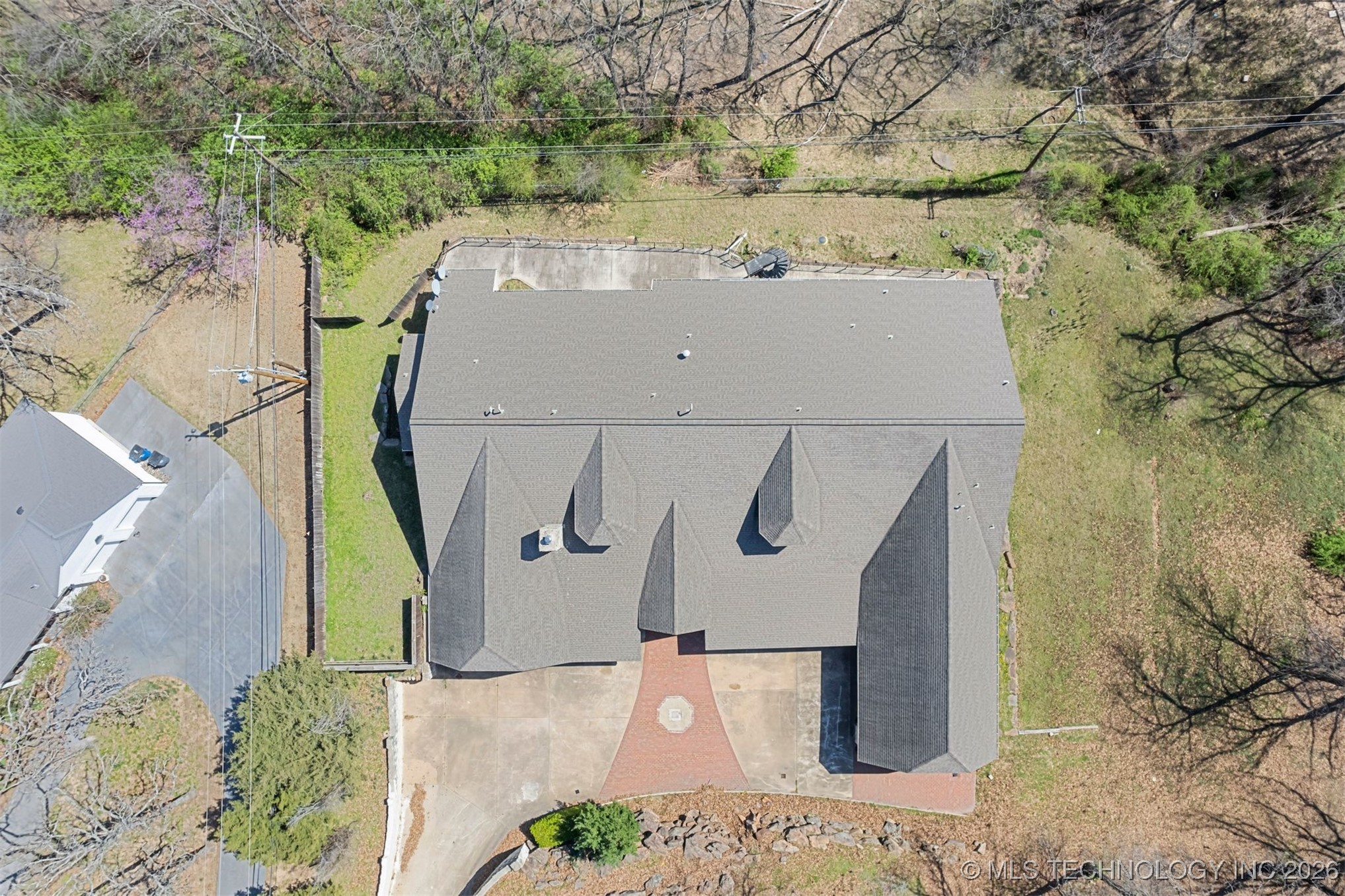 7455 S Sleepy Hollow Drive Property Photo 37