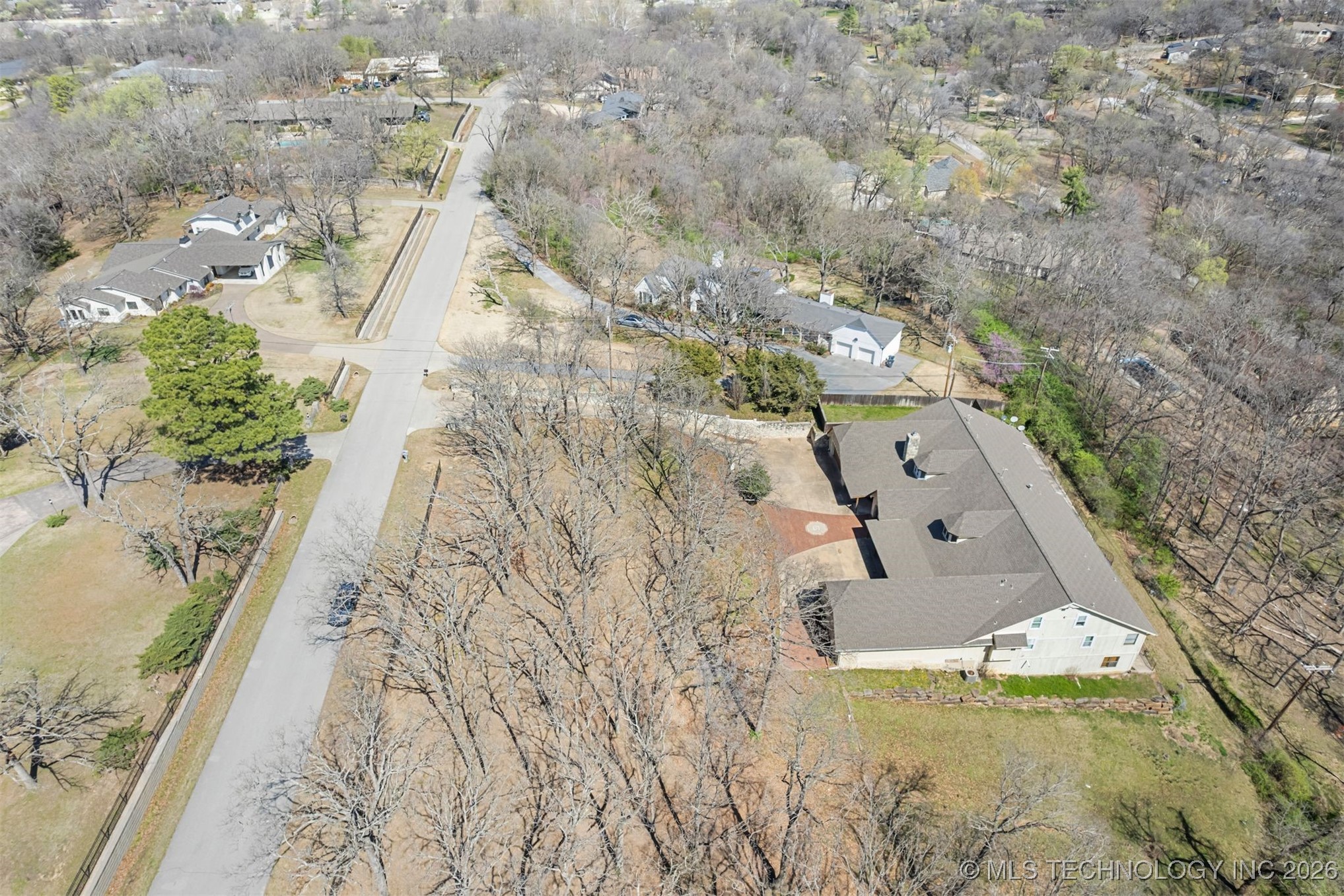7455 S Sleepy Hollow Drive Property Photo 38