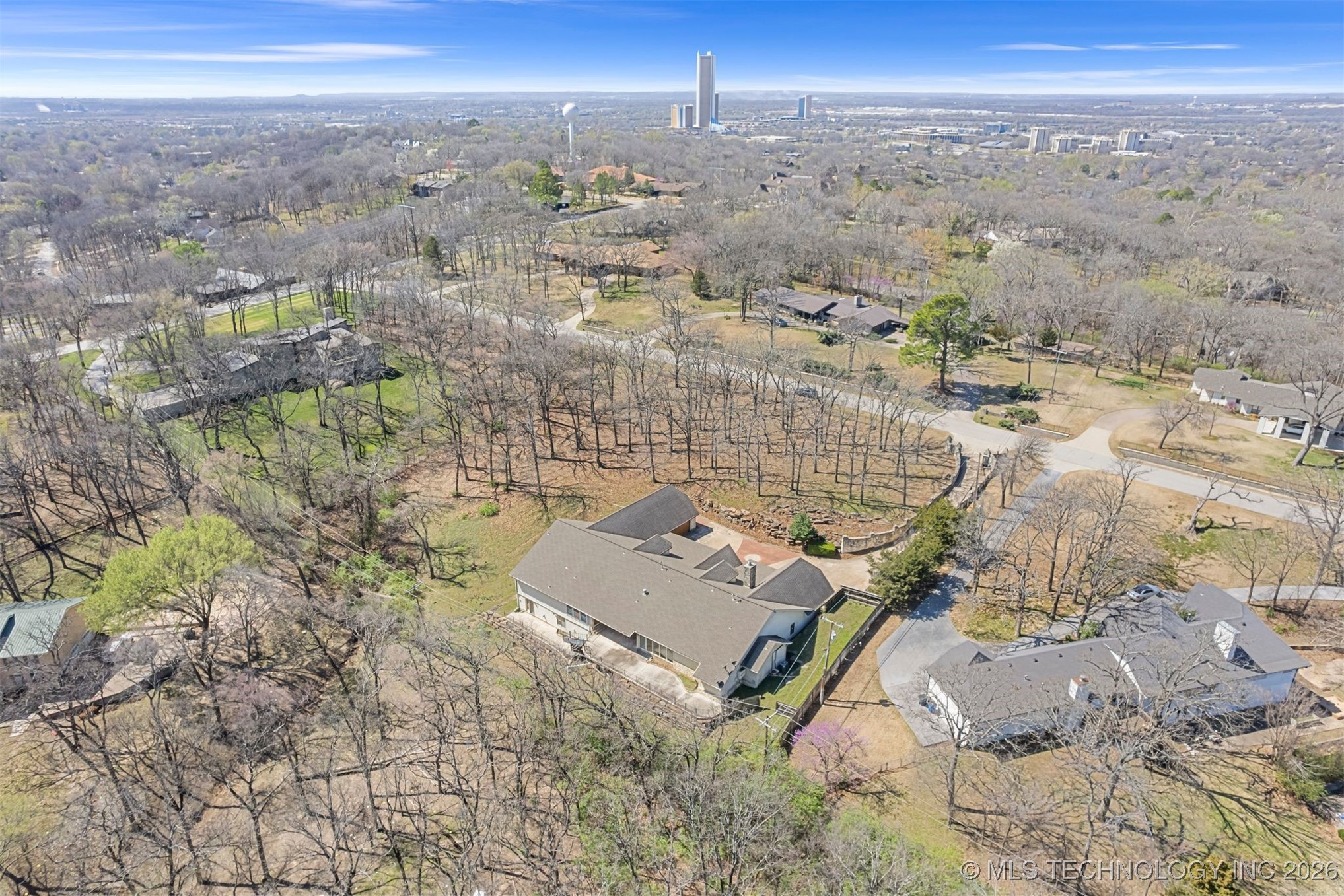 7455 S Sleepy Hollow Drive Property Photo 41