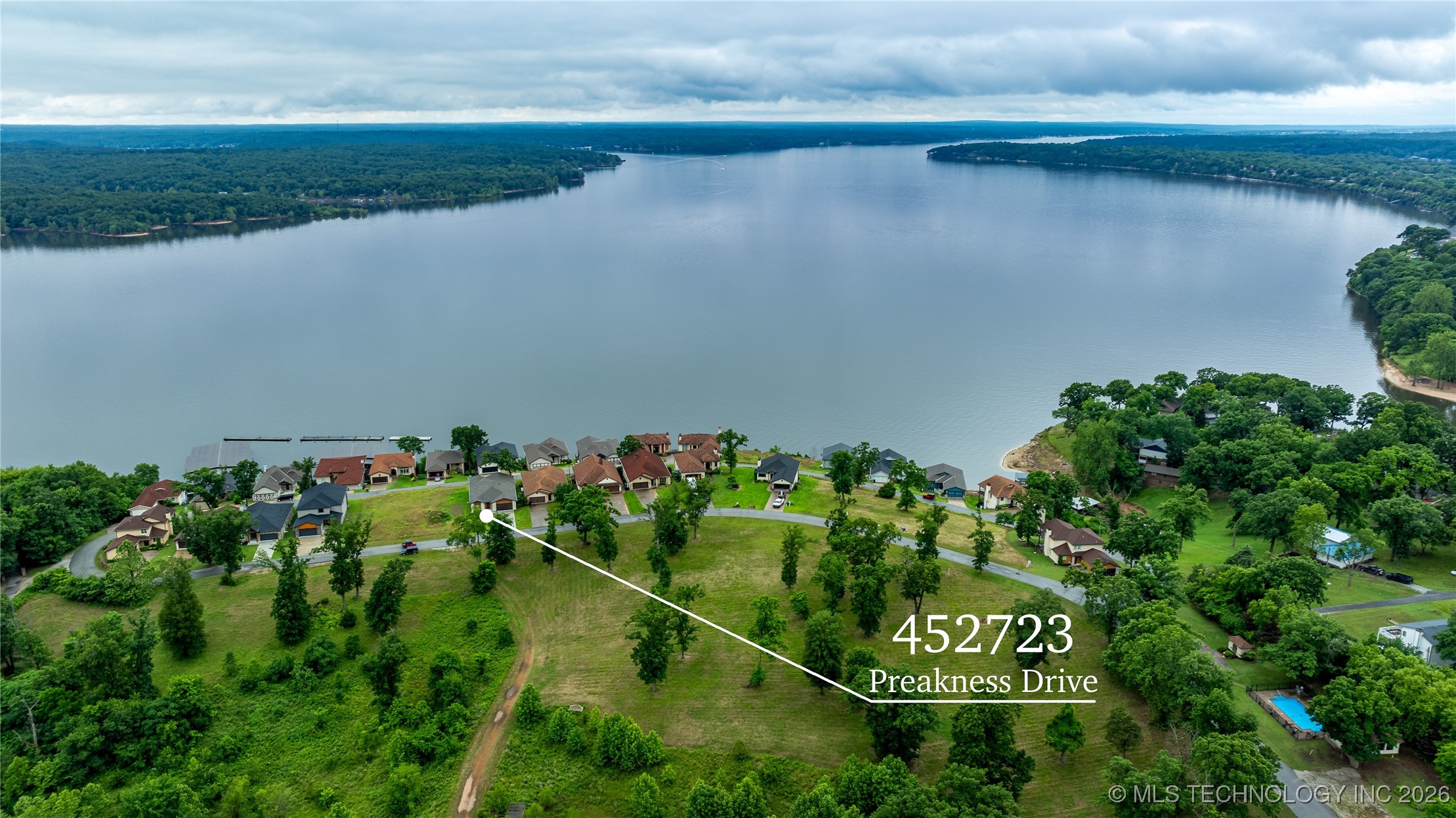 452723 Preakness Drive Property Photo 5