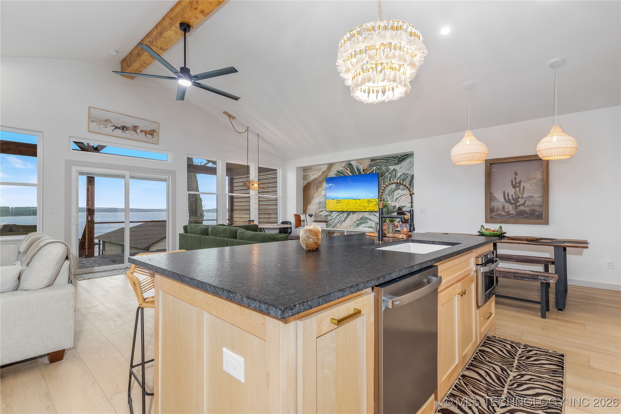 452723 Preakness Drive Property Photo 23