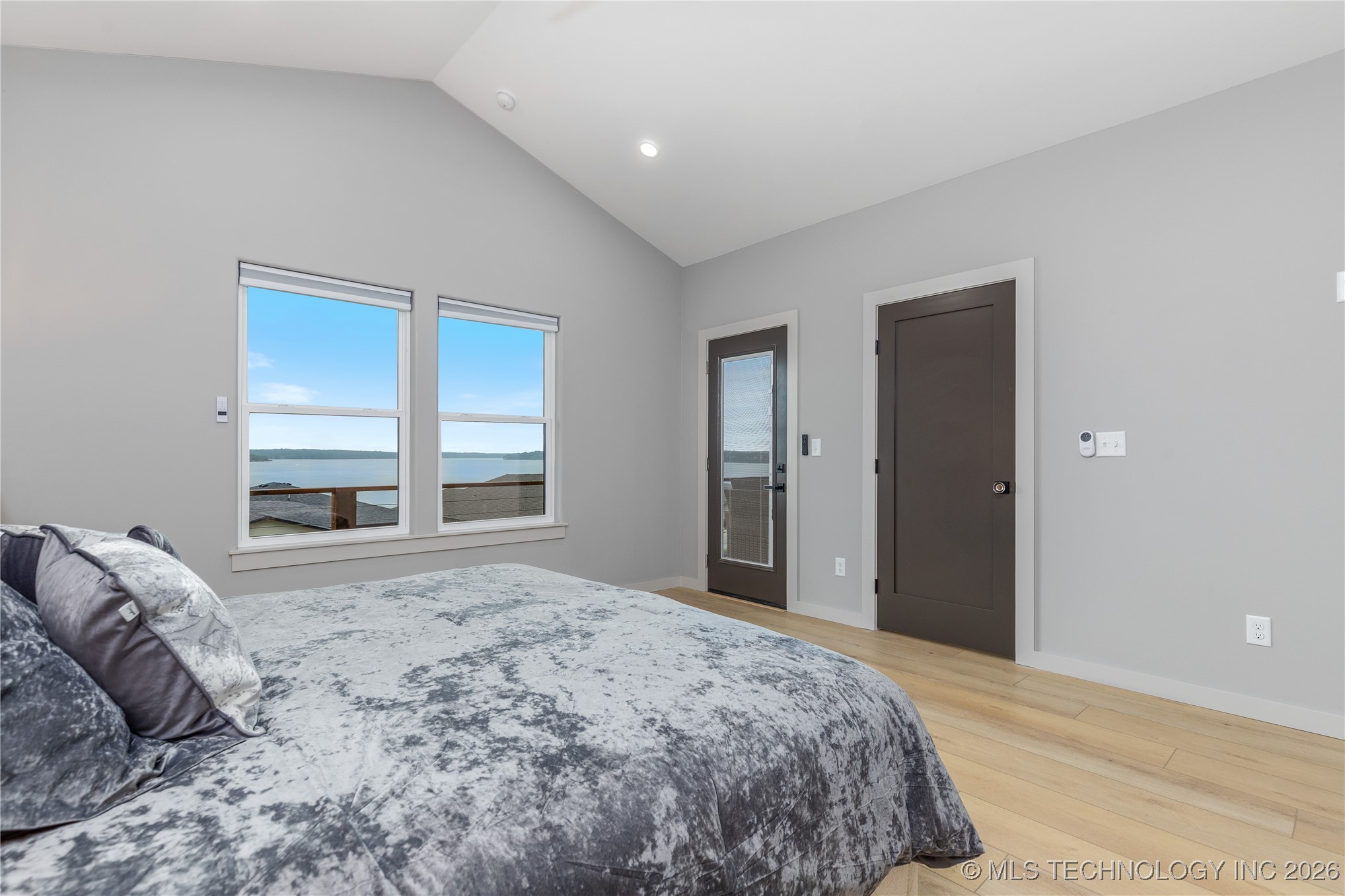 452723 Preakness Drive Property Photo 33