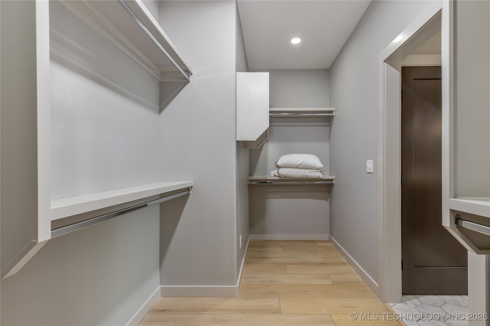 452723 Preakness Drive Property Photo 42