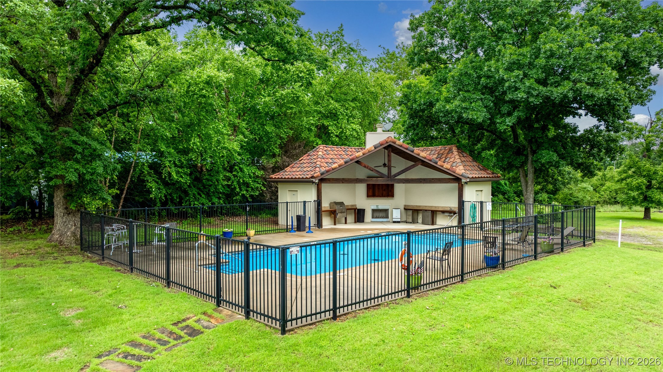 452723 Preakness Drive Property Photo 62