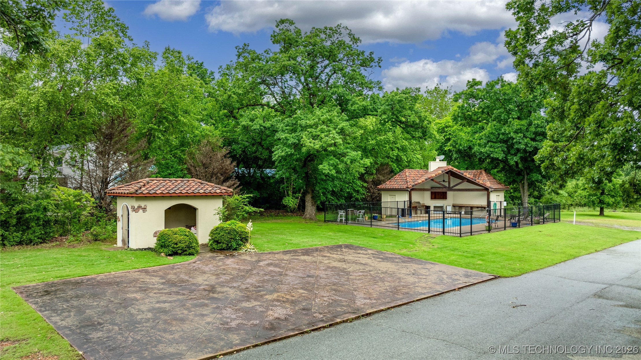 452723 Preakness Drive Property Photo 65