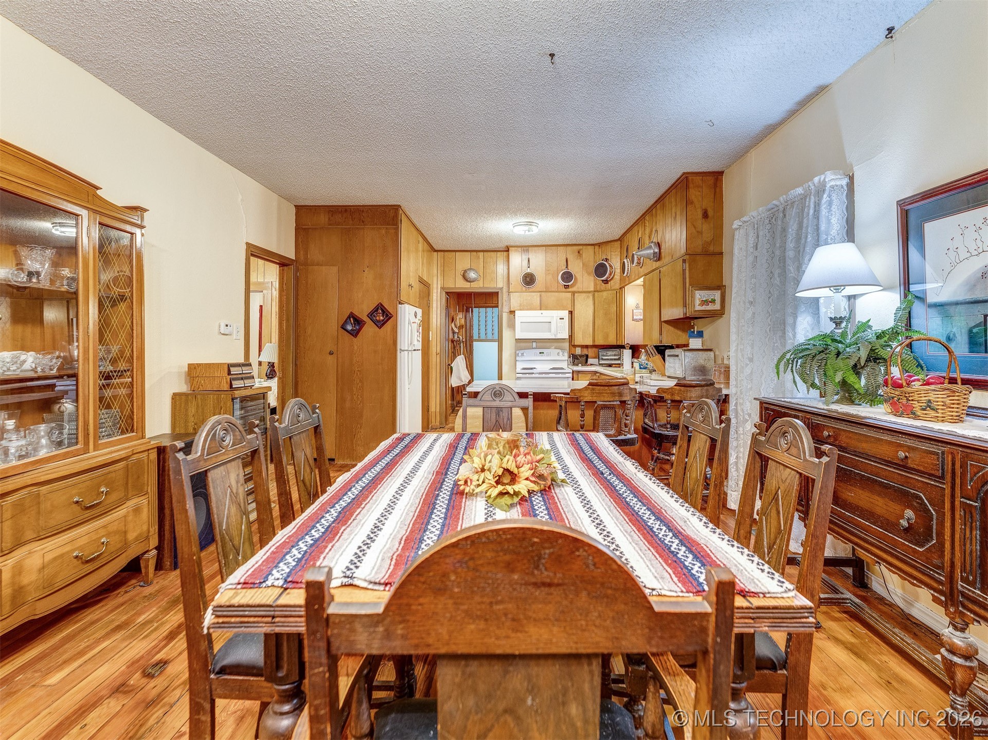 24613 E Lakeview Road Property Photo 15