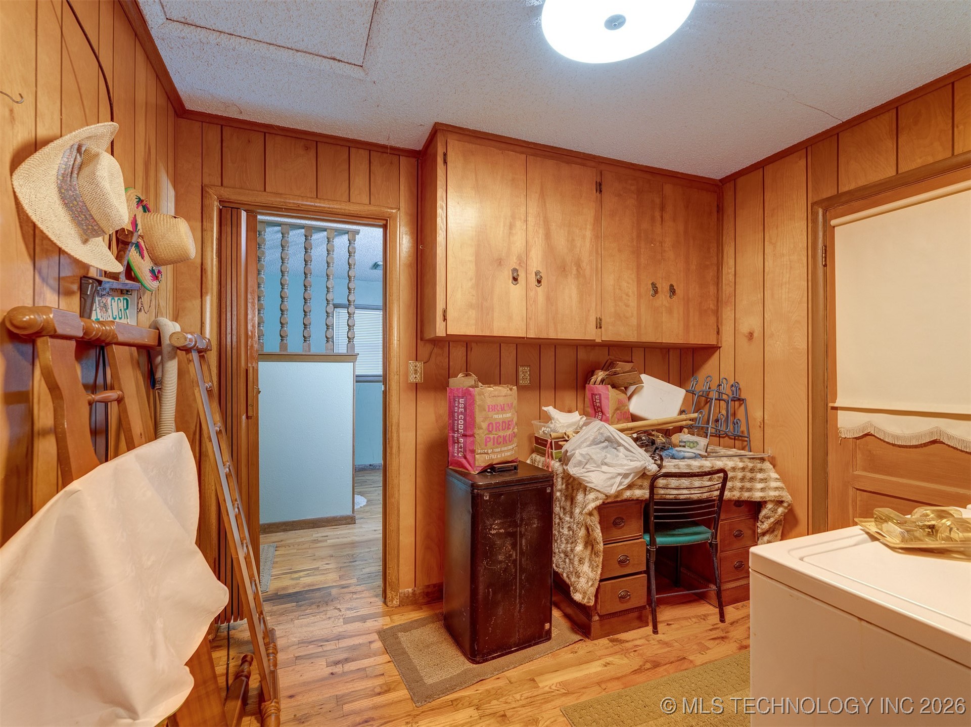 24613 E Lakeview Road Property Photo 21