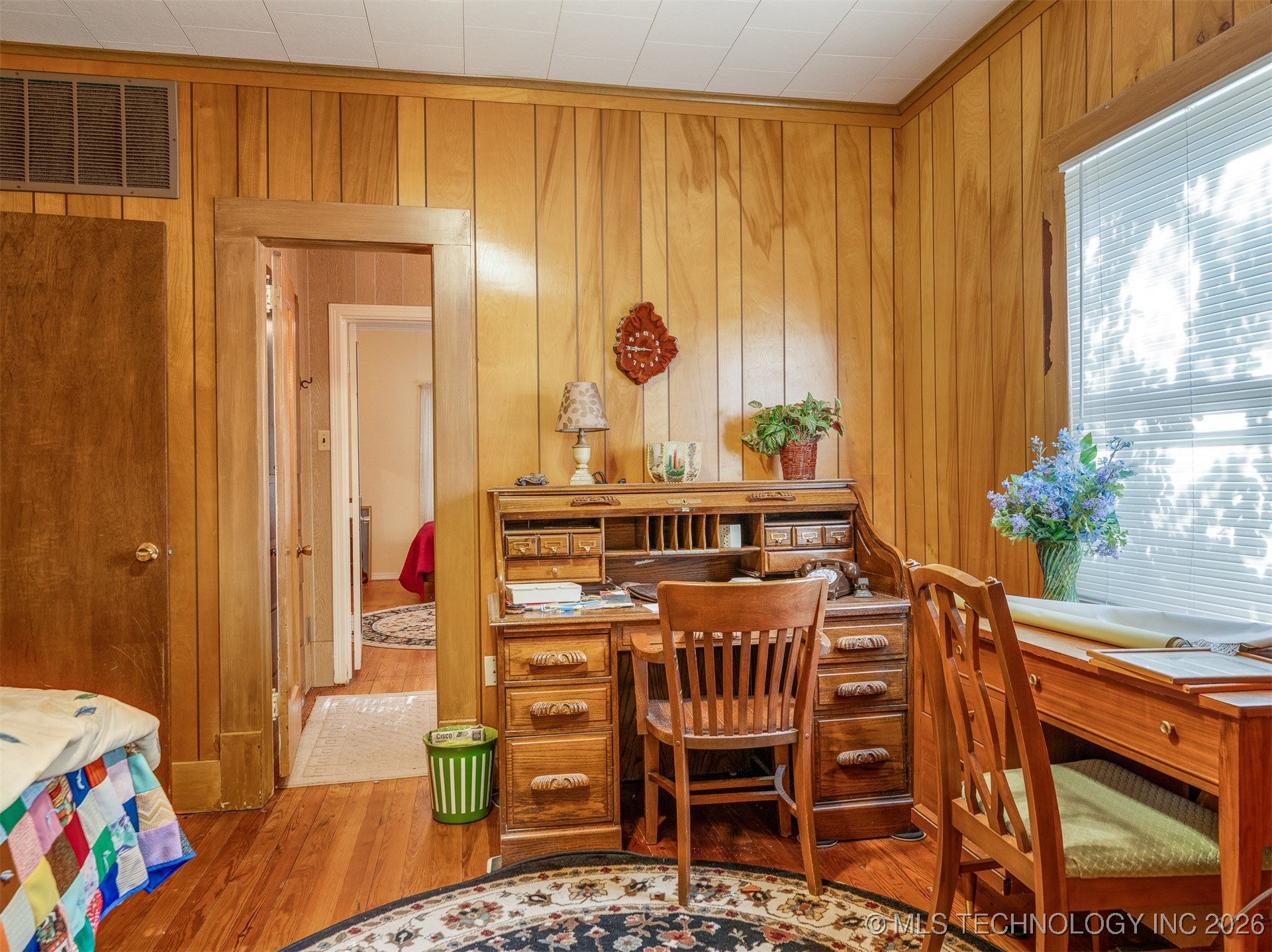 24613 E Lakeview Road Property Photo 26