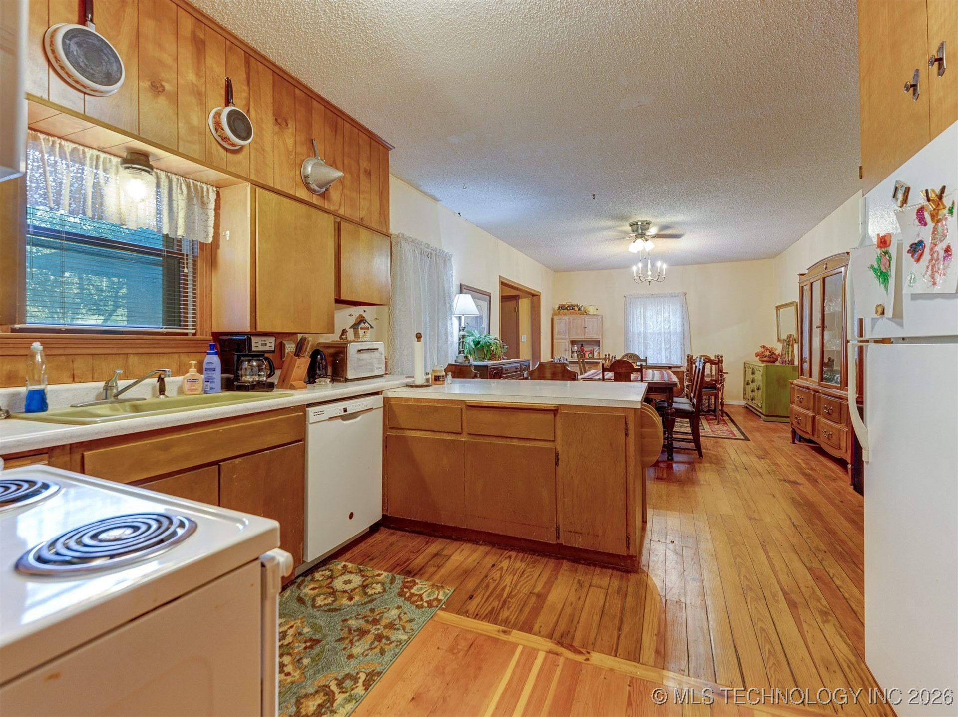 24613 E Lakeview Road Property Photo 27