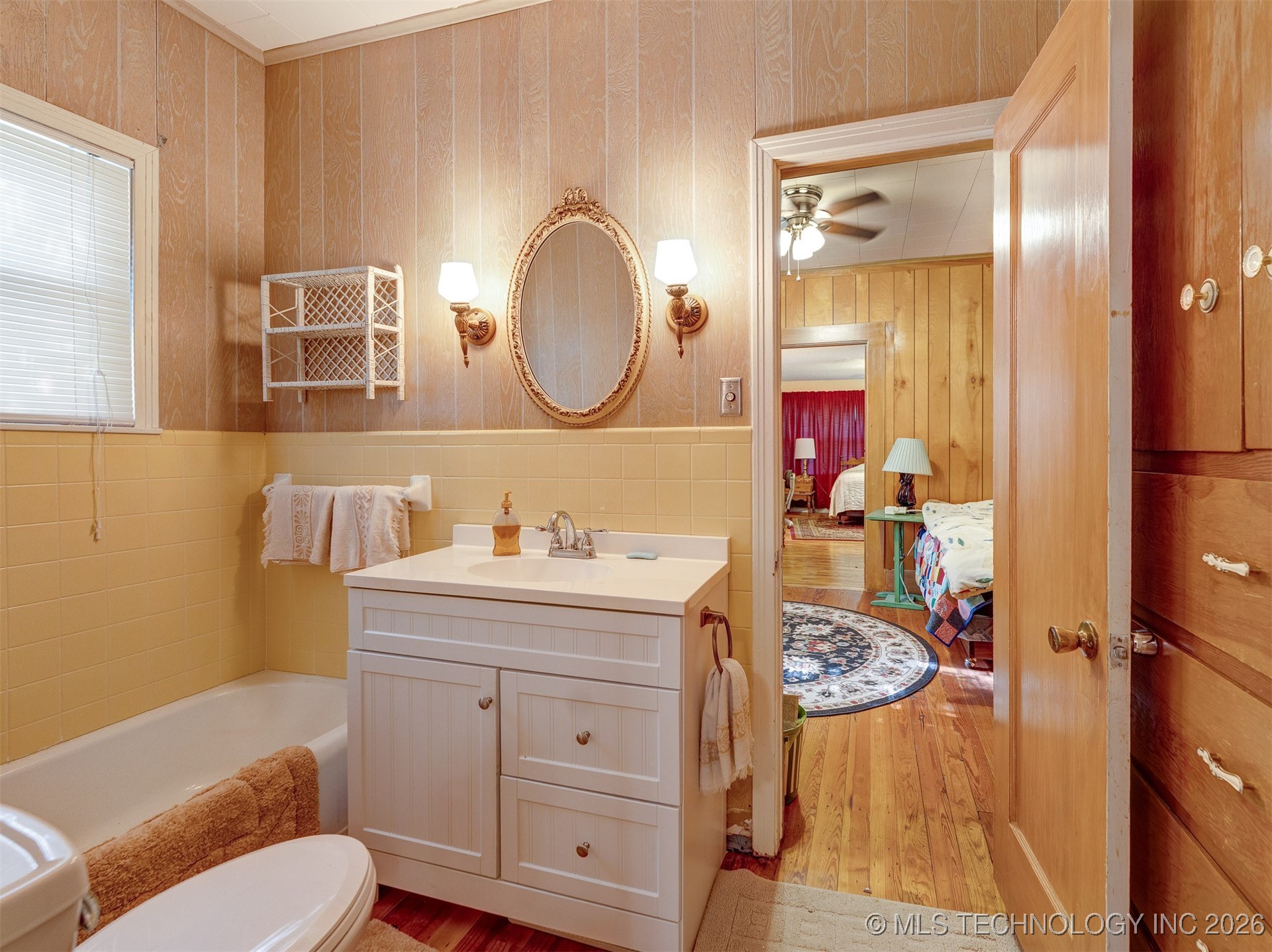 24613 E Lakeview Road Property Photo 28