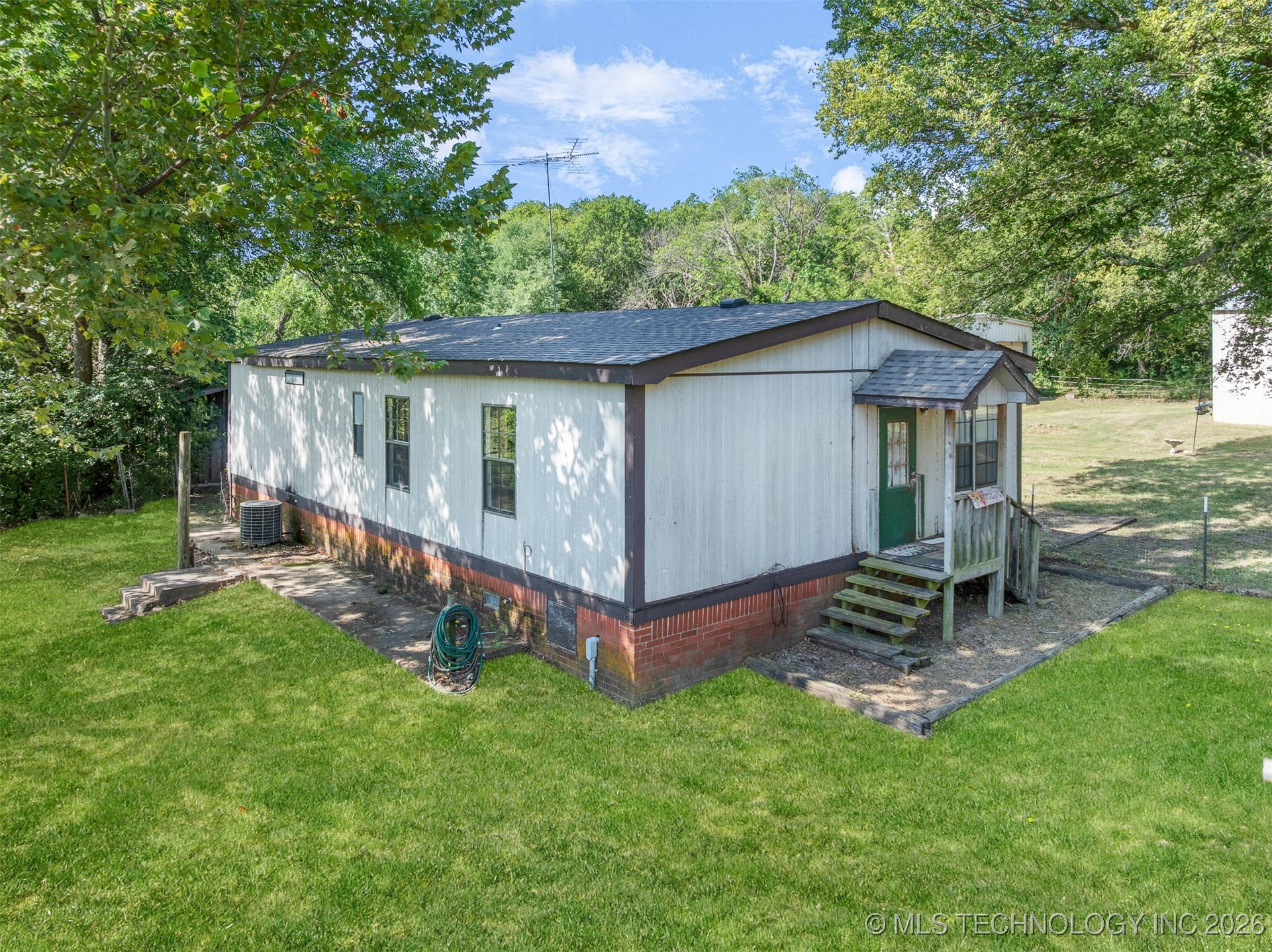 24613 E Lakeview Road Property Photo 38