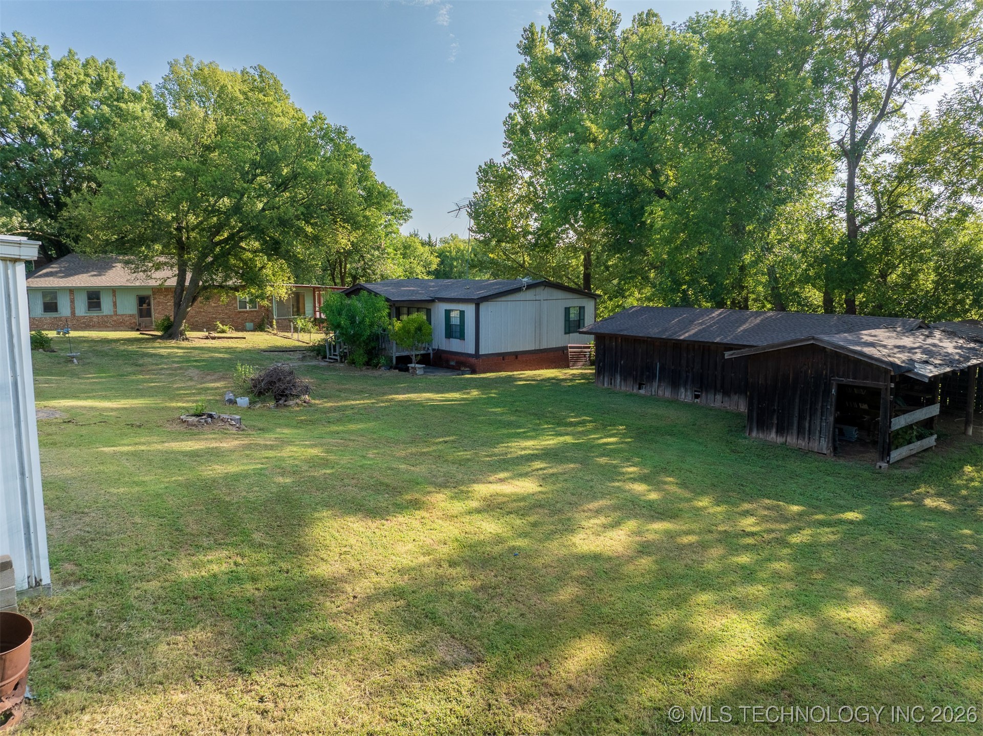 24613 E Lakeview Road Property Photo 60
