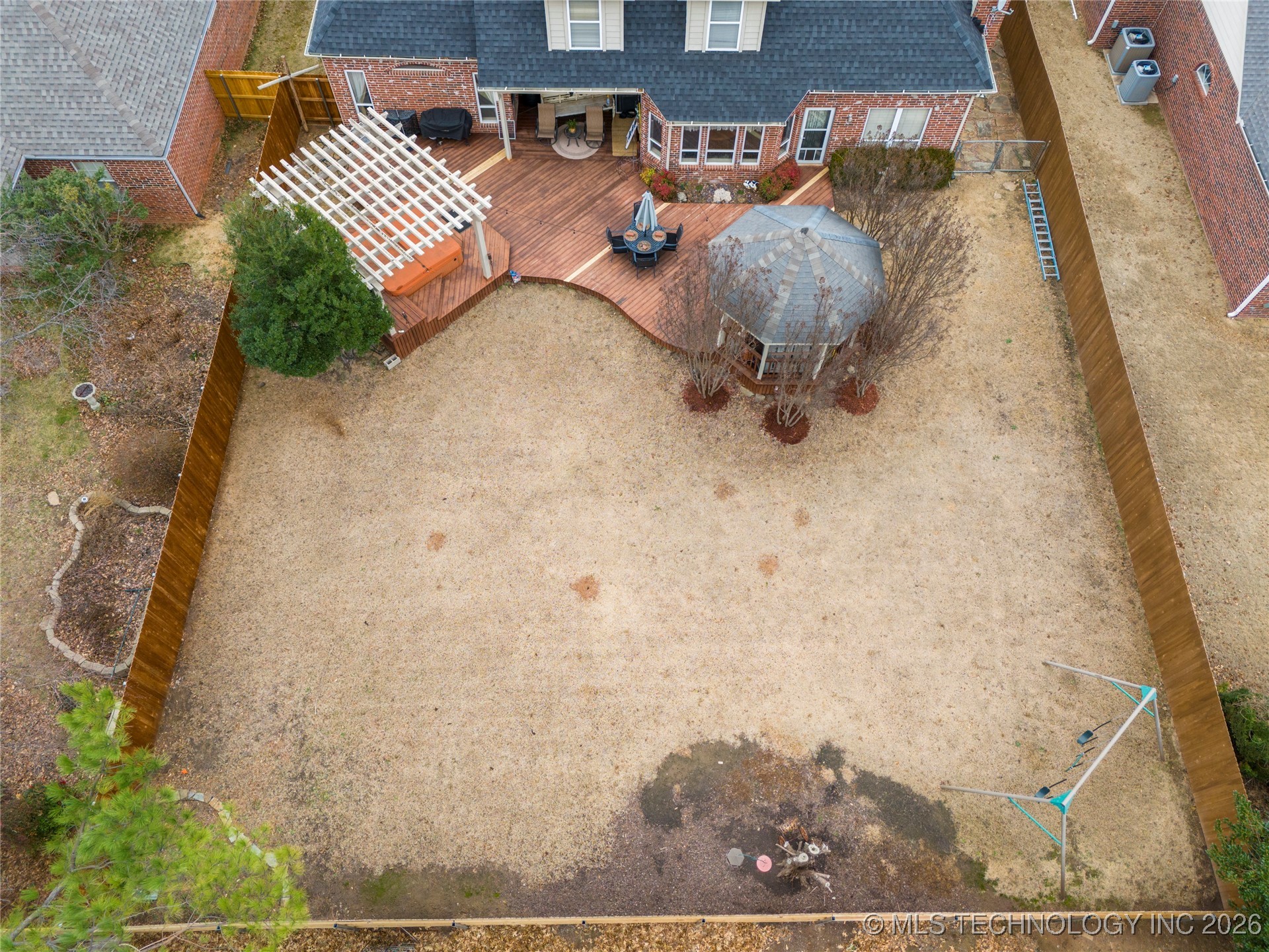 9818 E 83rd Place Property Photo 3