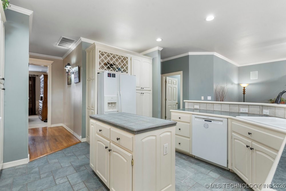 9818 E 83rd Place Property Photo 17