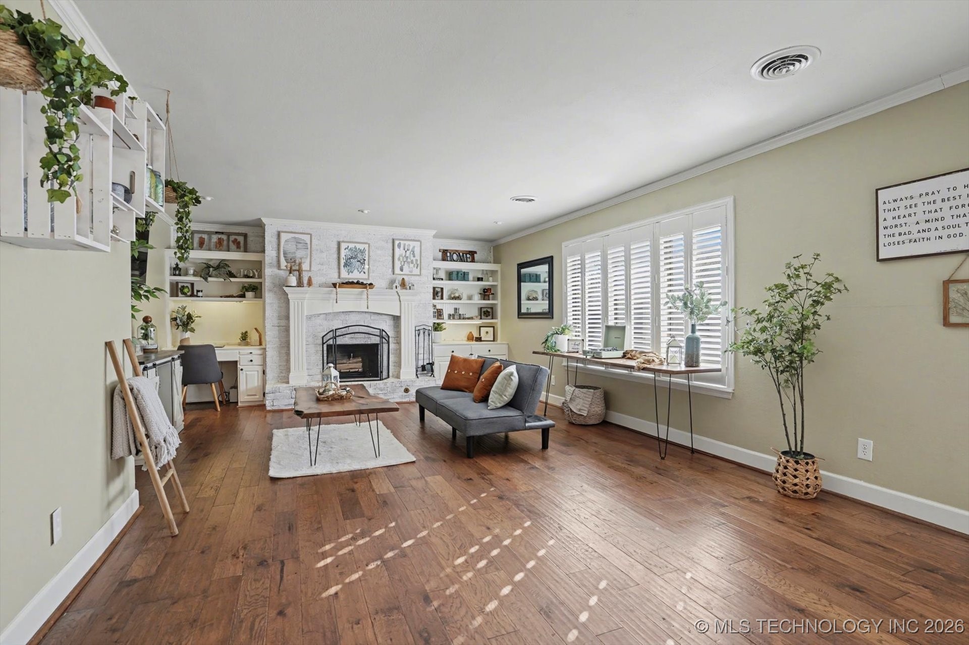 1712 Valley Road Property Photo 6